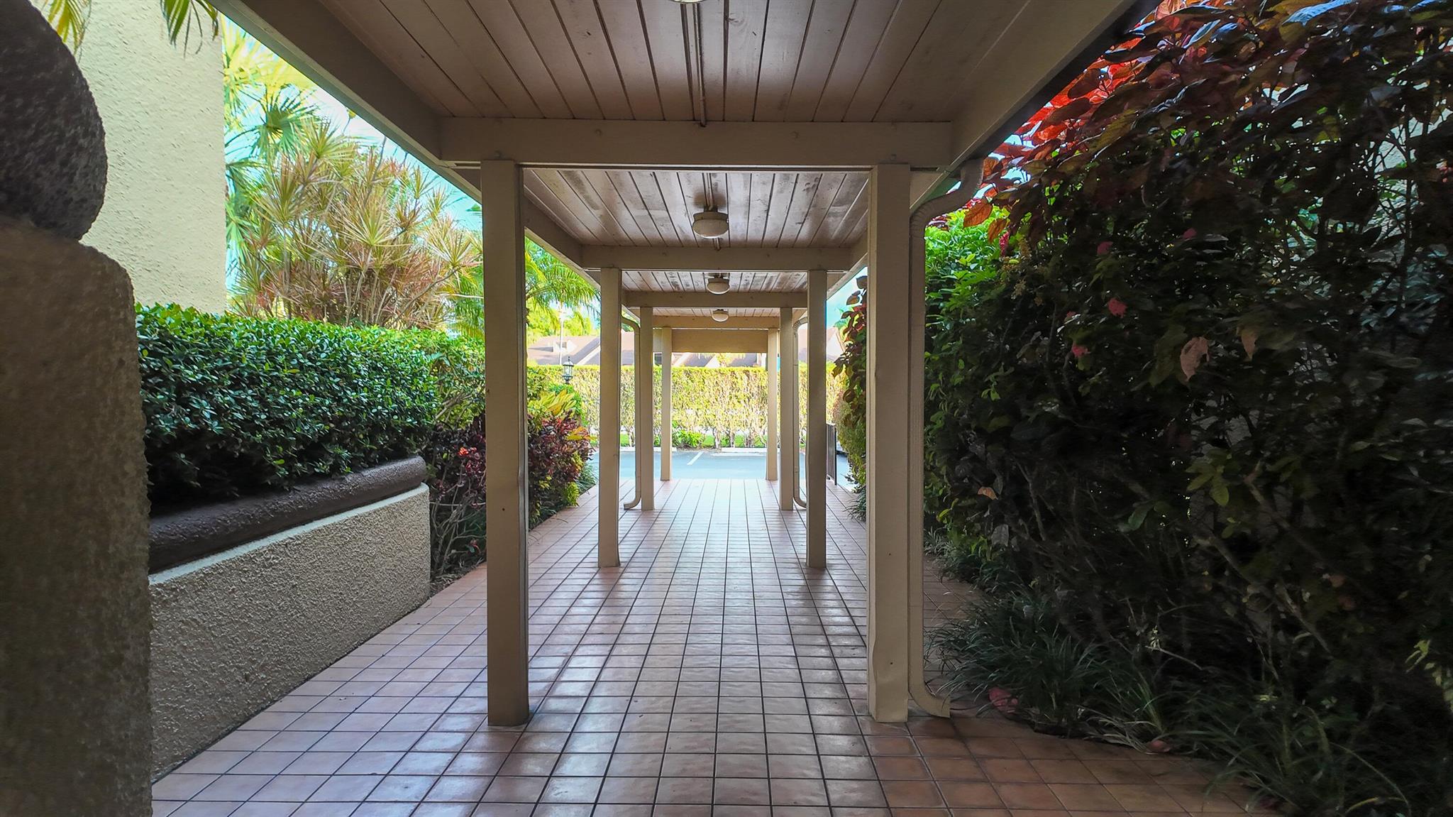 FOUNTAINS OF PALM BEACH C - Residential