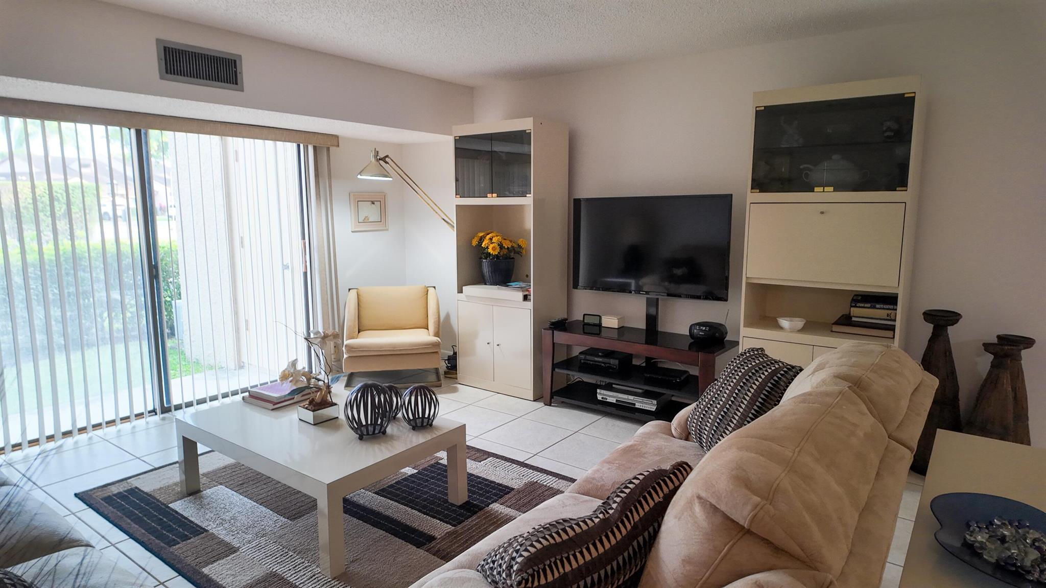 FOUNTAINS OF PALM BEACH C - Residential