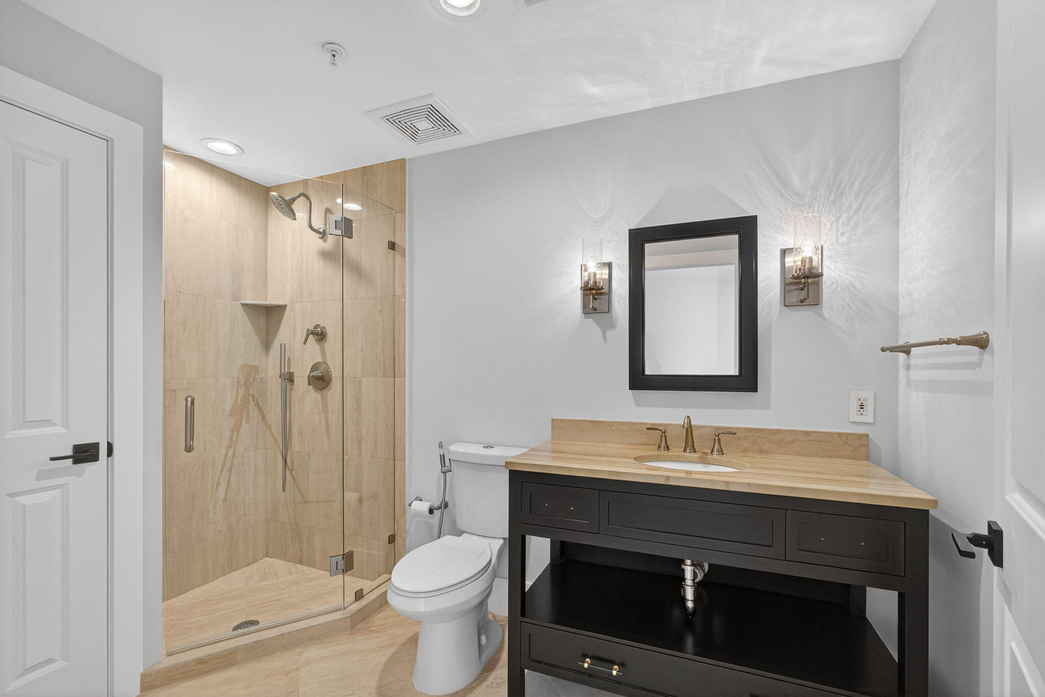 Via Delfino - Residential