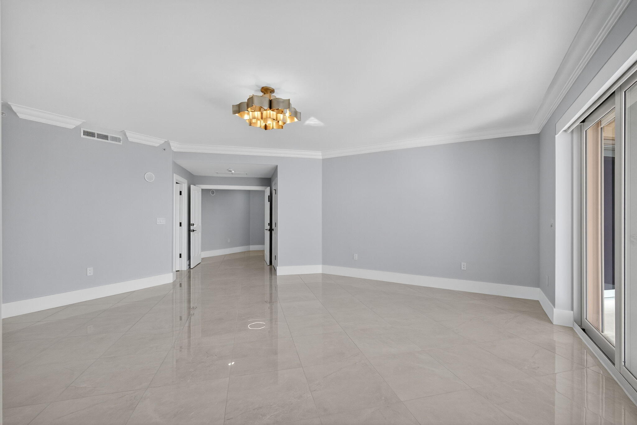 Via Delfino - Residential