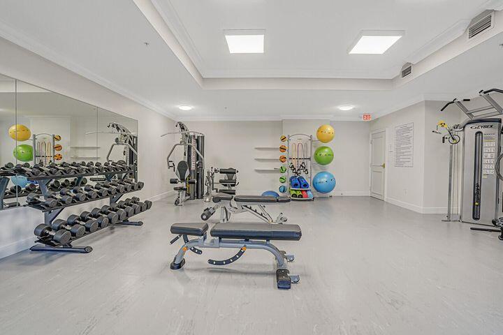 Via Delfino - Residential