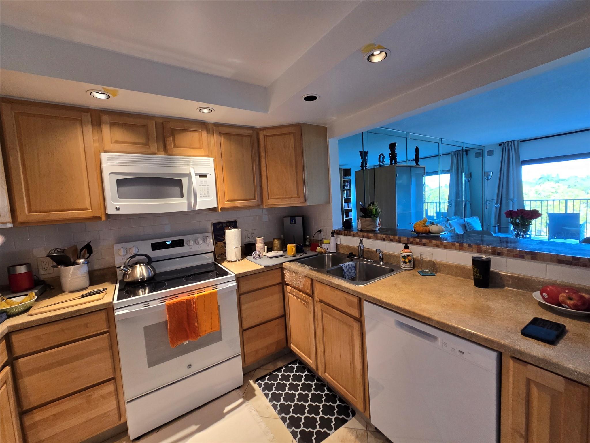 River Reach Condominium - Residential