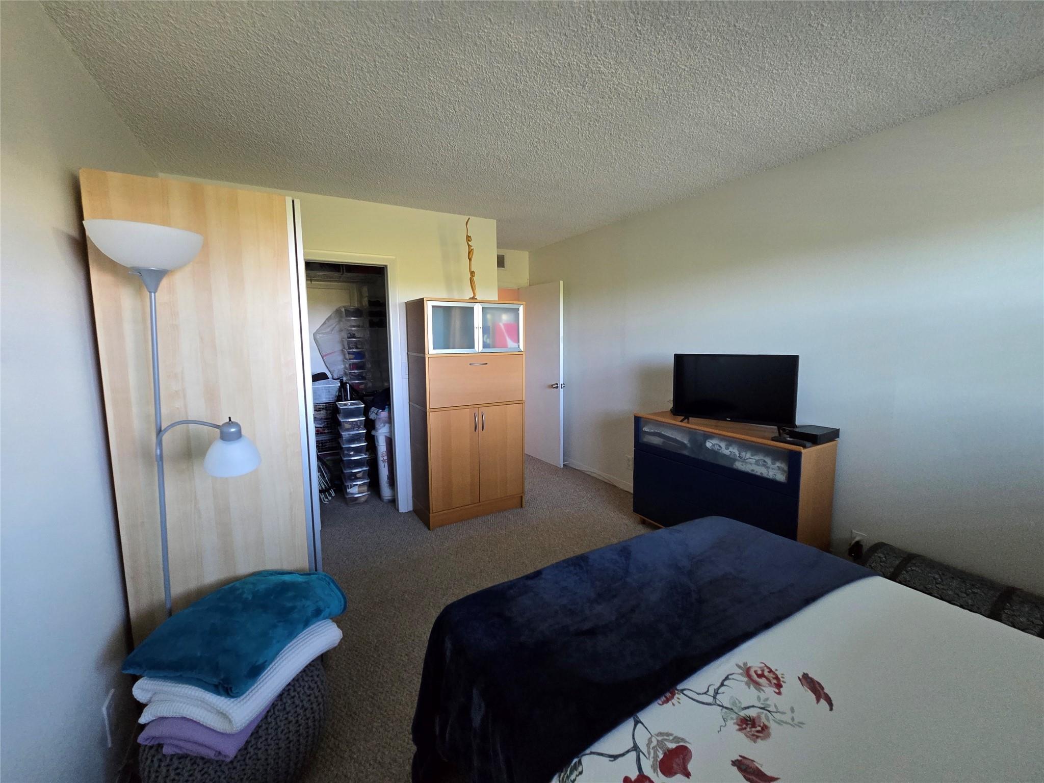 River Reach Condominium - Residential