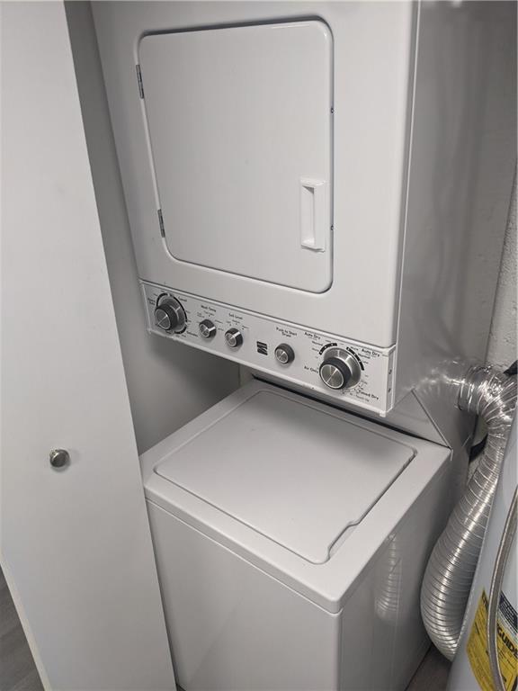 Condominium 5 Of Lighthou - Residential Lease