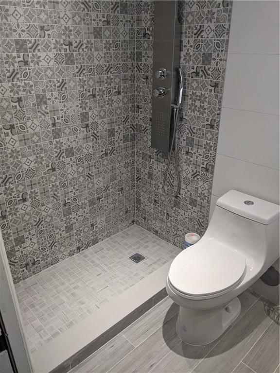 Condominium 5 Of Lighthou - Residential Lease