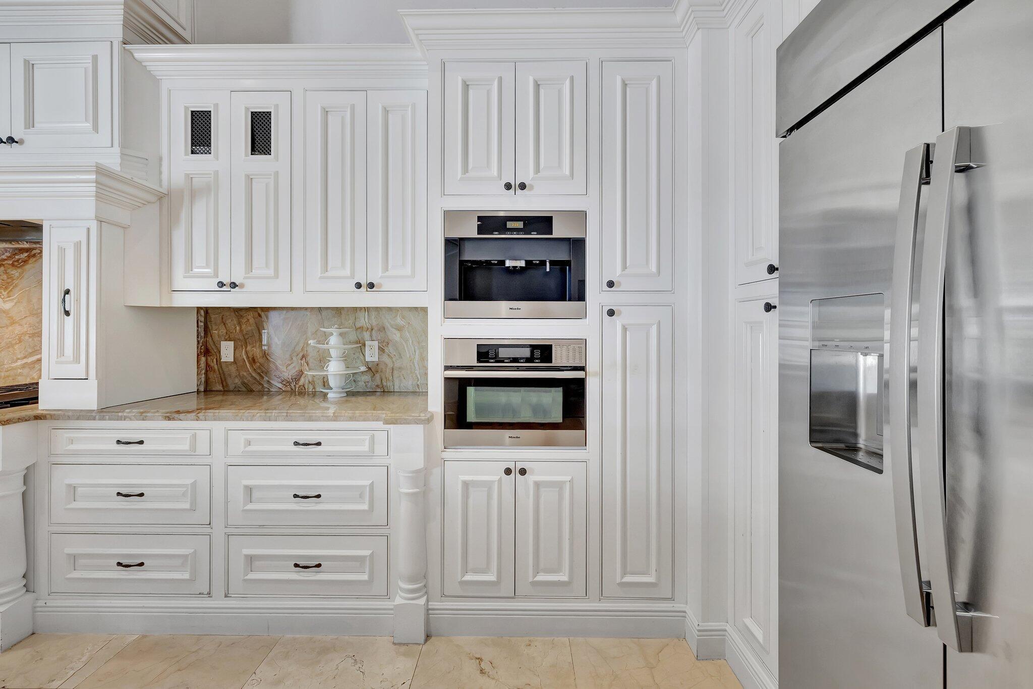 DELRAY LAKES EST - Residential