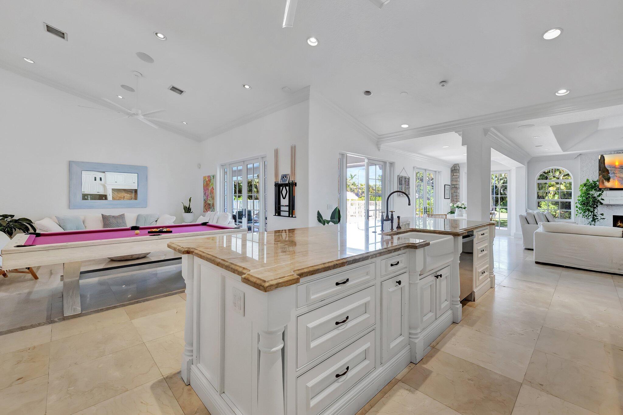 DELRAY LAKES EST - Residential