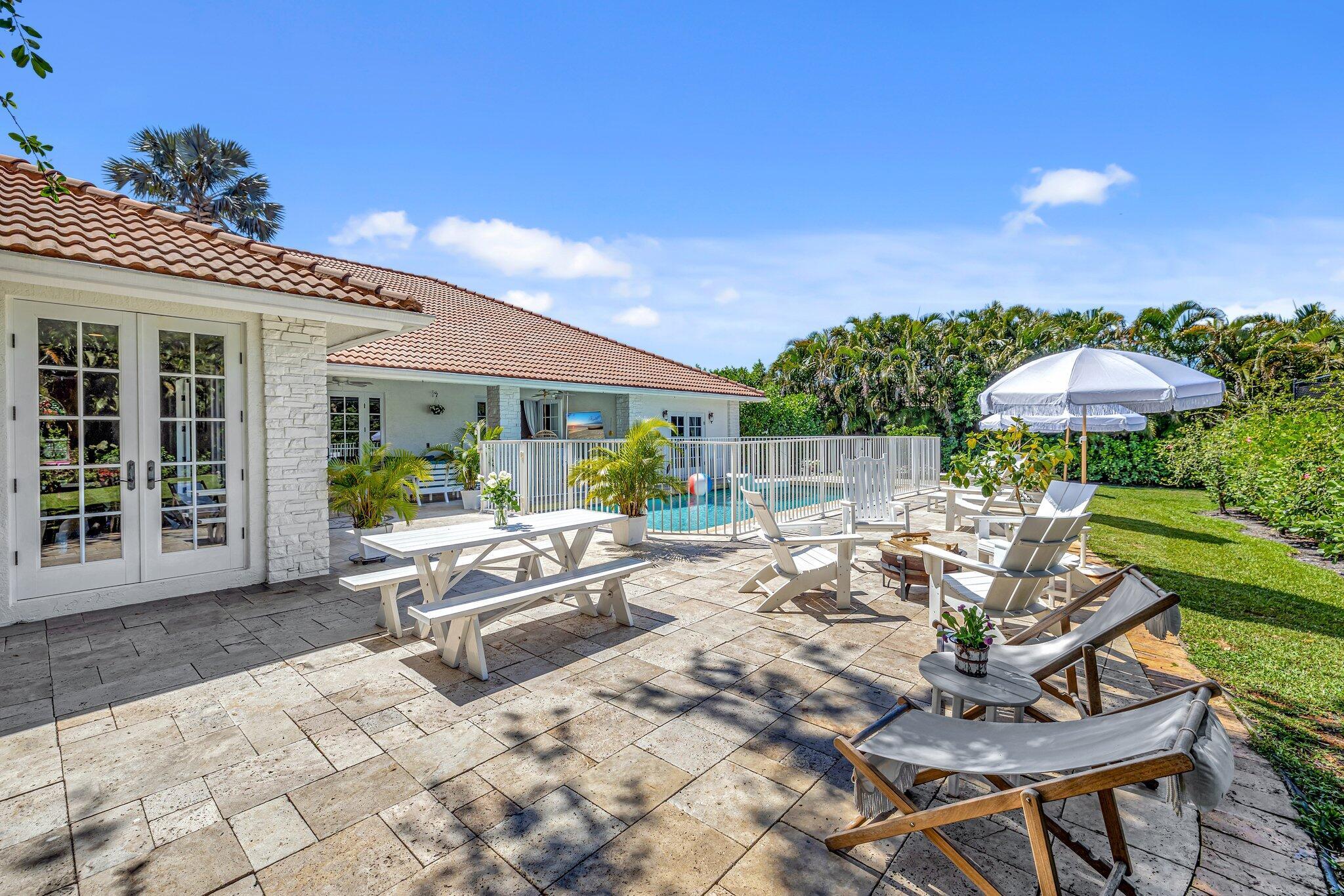 DELRAY LAKES EST - Residential