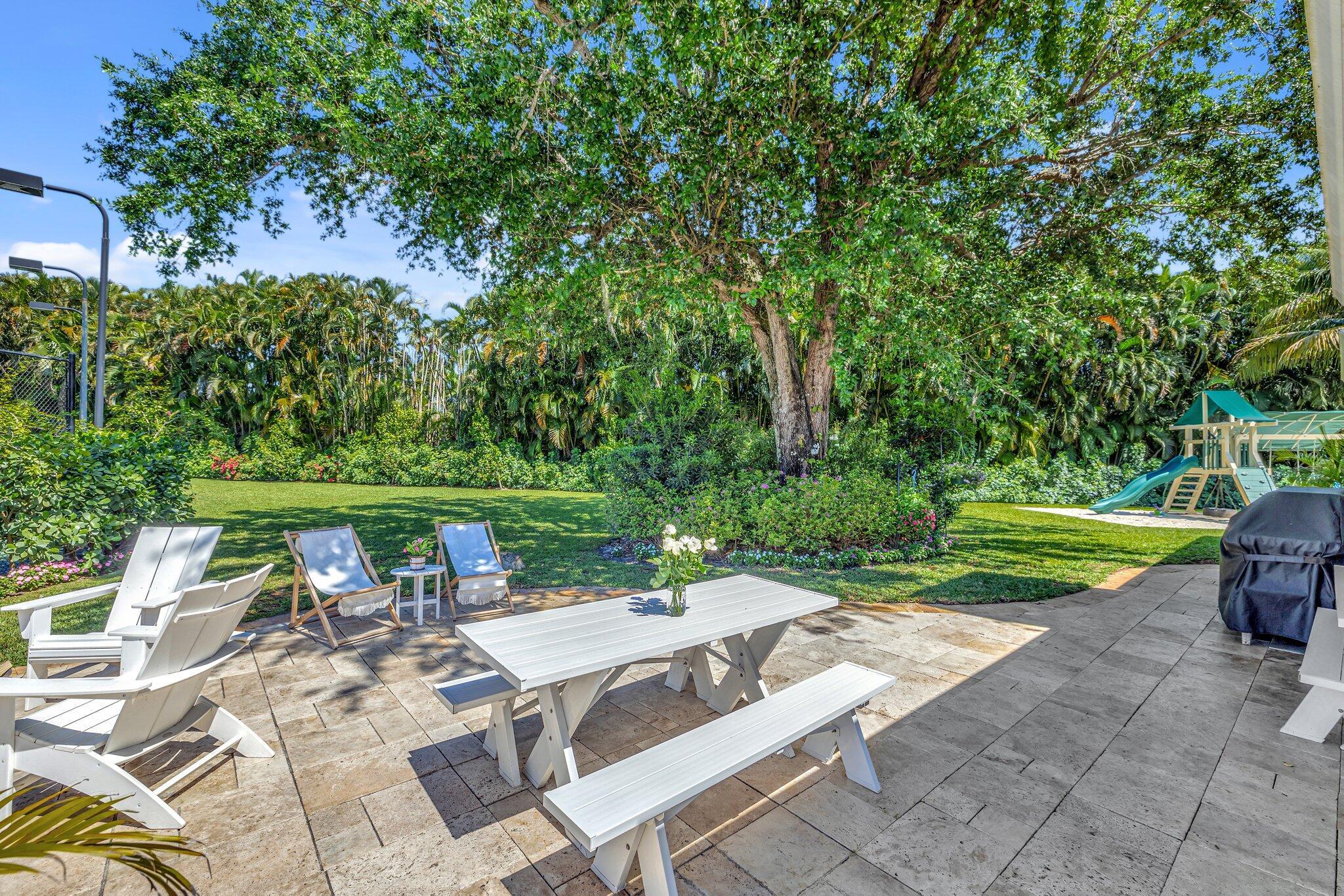 DELRAY LAKES EST - Residential