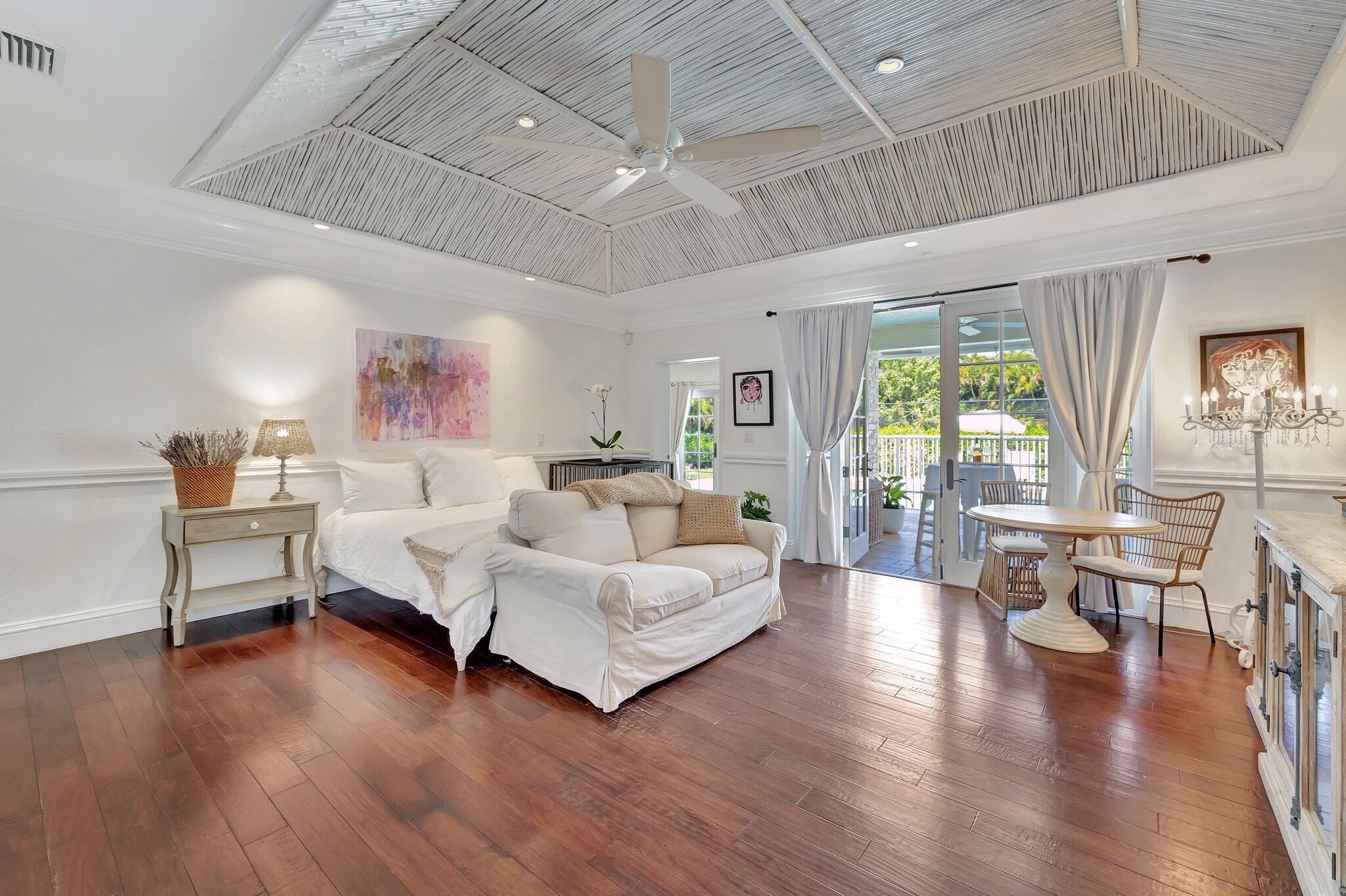 DELRAY LAKES EST - Residential