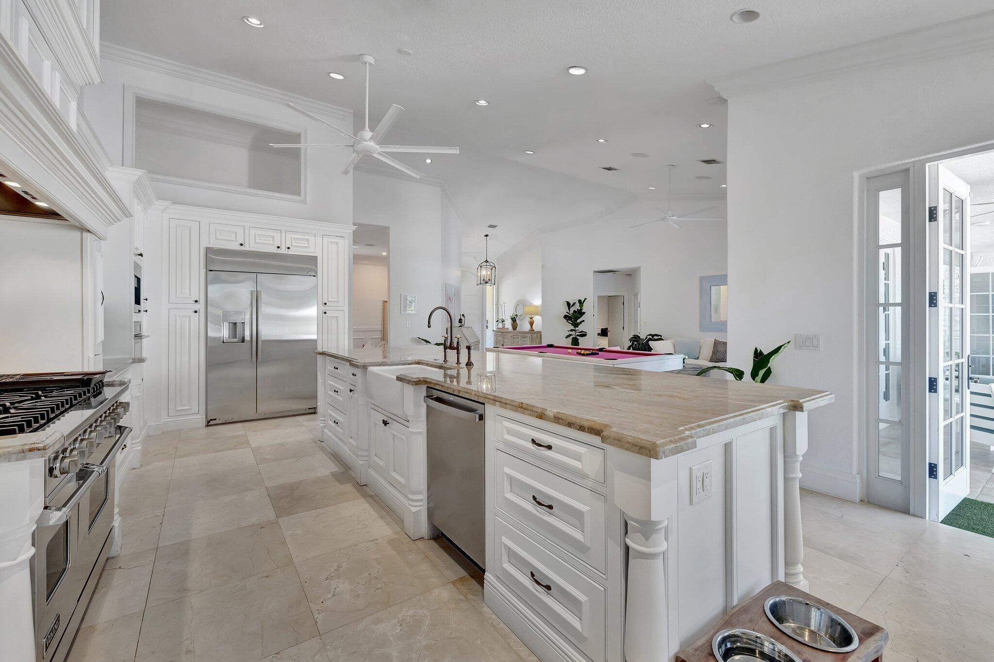 DELRAY LAKES EST - Residential