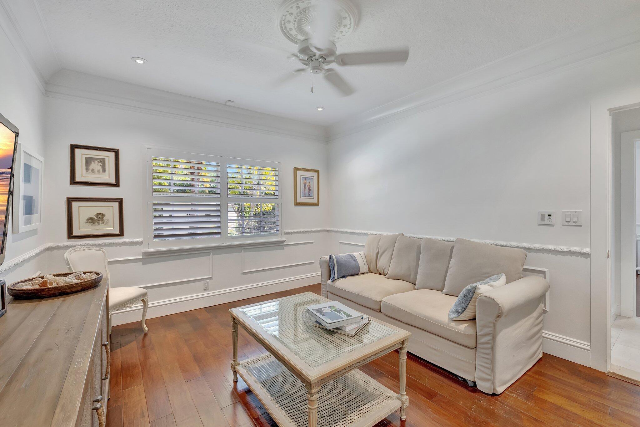 DELRAY LAKES EST - Residential