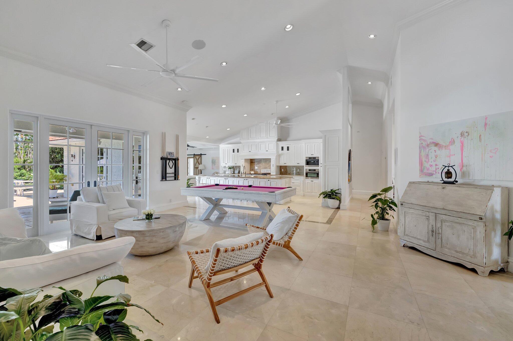 DELRAY LAKES EST - Residential