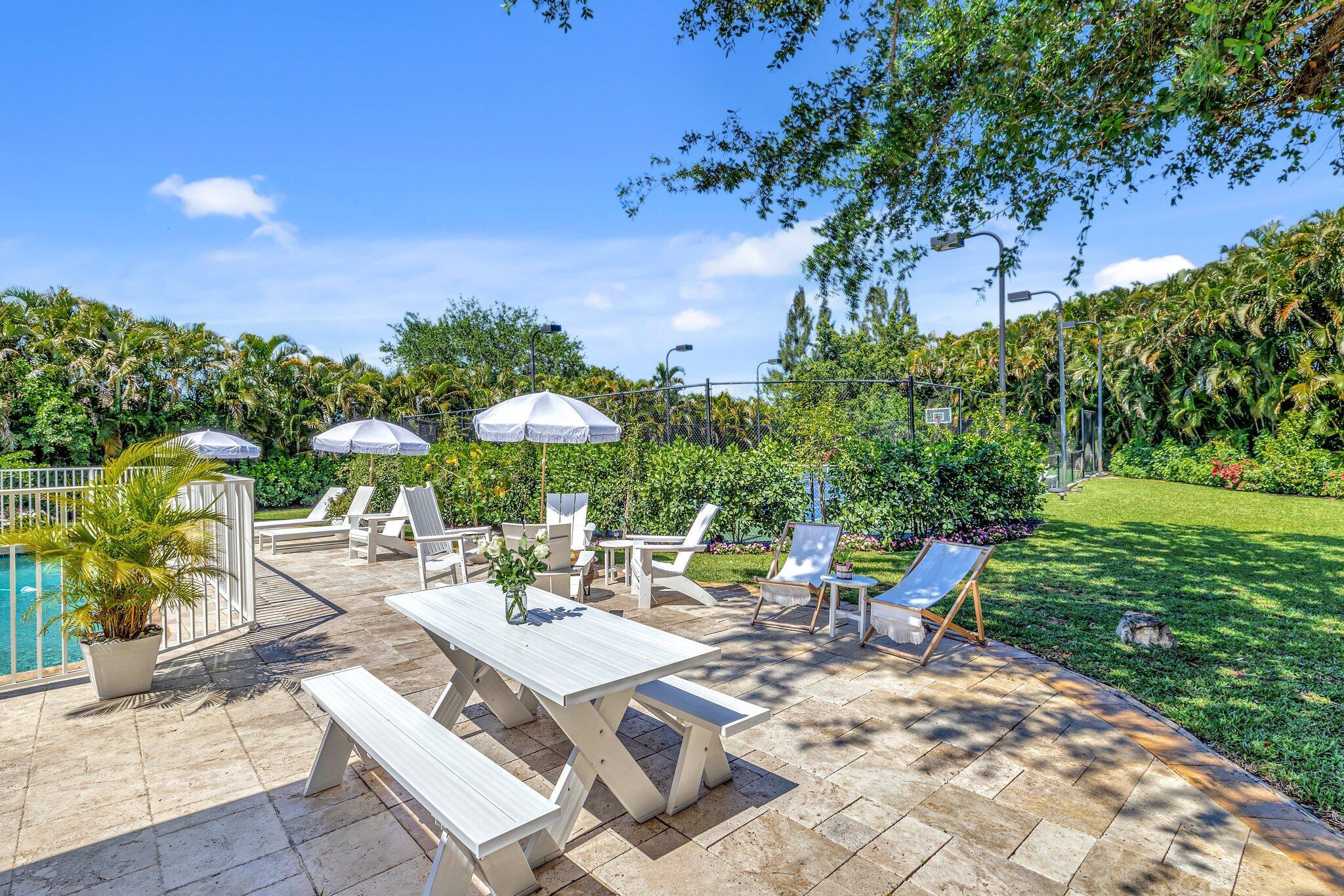 DELRAY LAKES EST - Residential