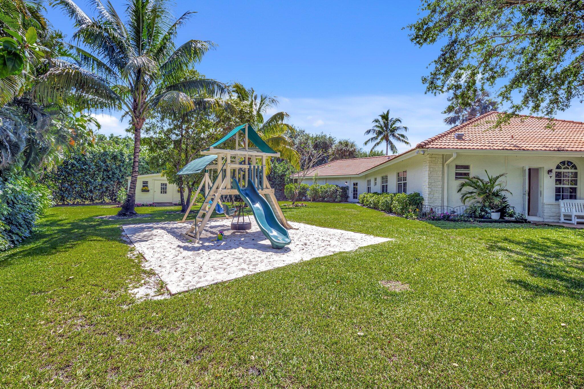 DELRAY LAKES EST - Residential