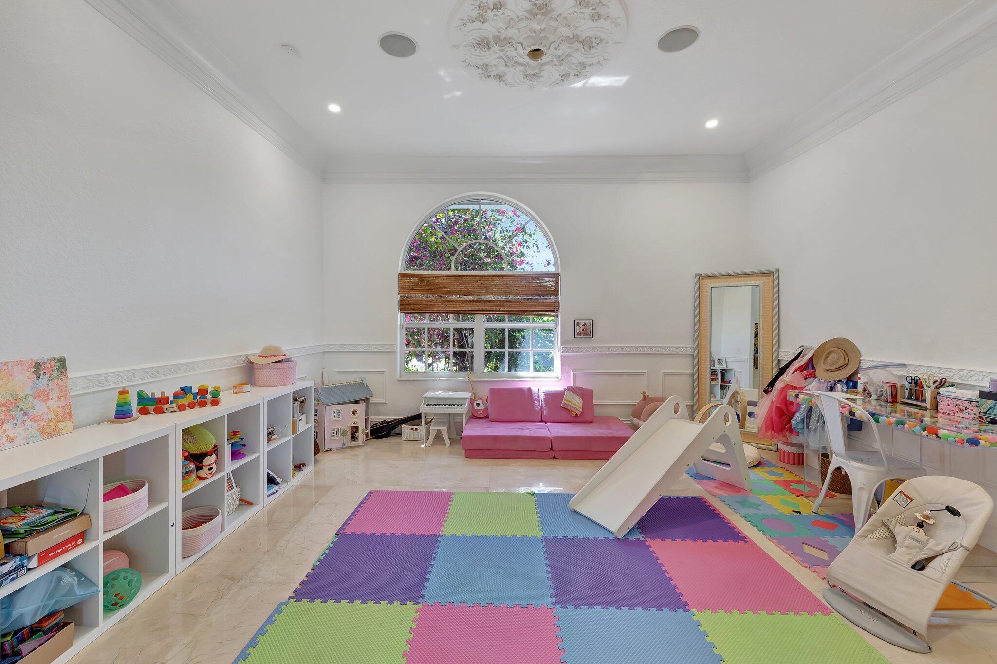 DELRAY LAKES EST - Residential