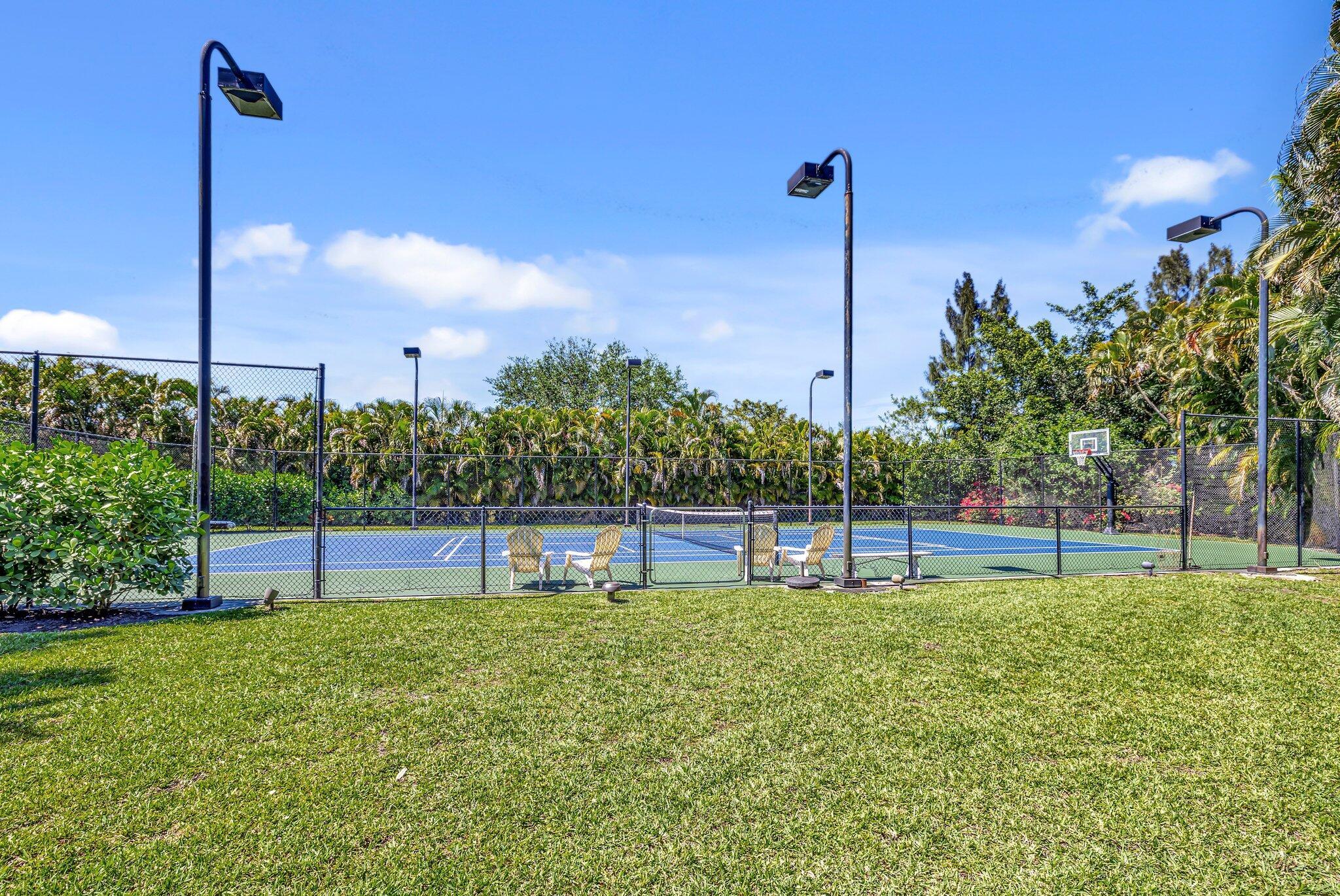 DELRAY LAKES EST - Residential