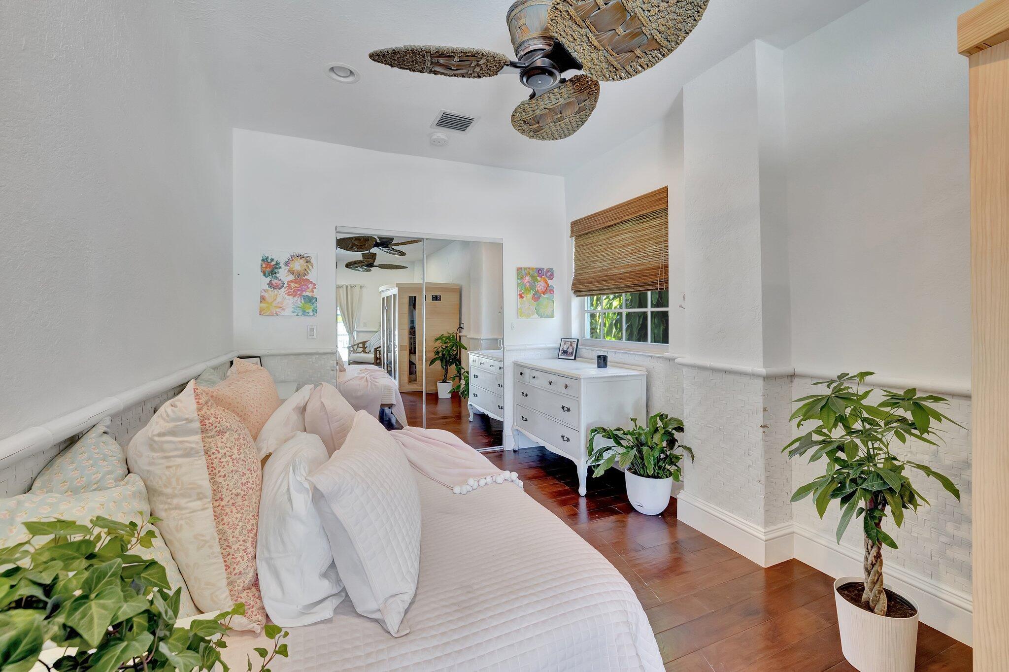 DELRAY LAKES EST - Residential