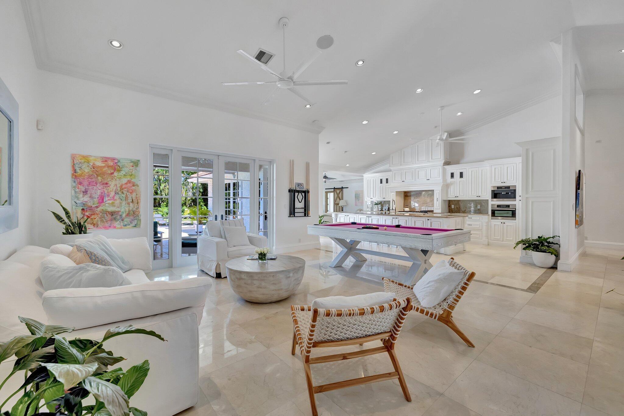 DELRAY LAKES EST - Residential