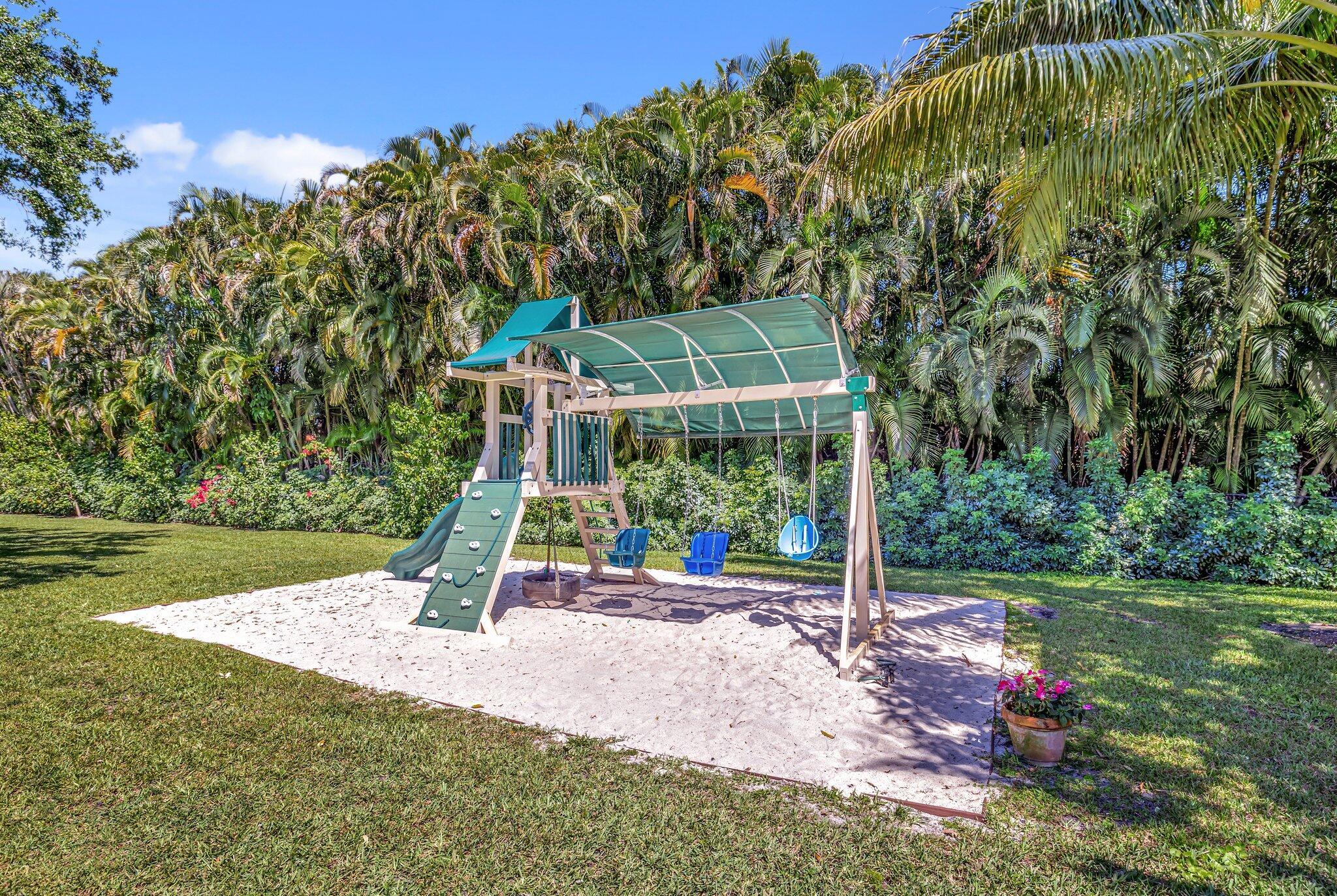 DELRAY LAKES EST - Residential