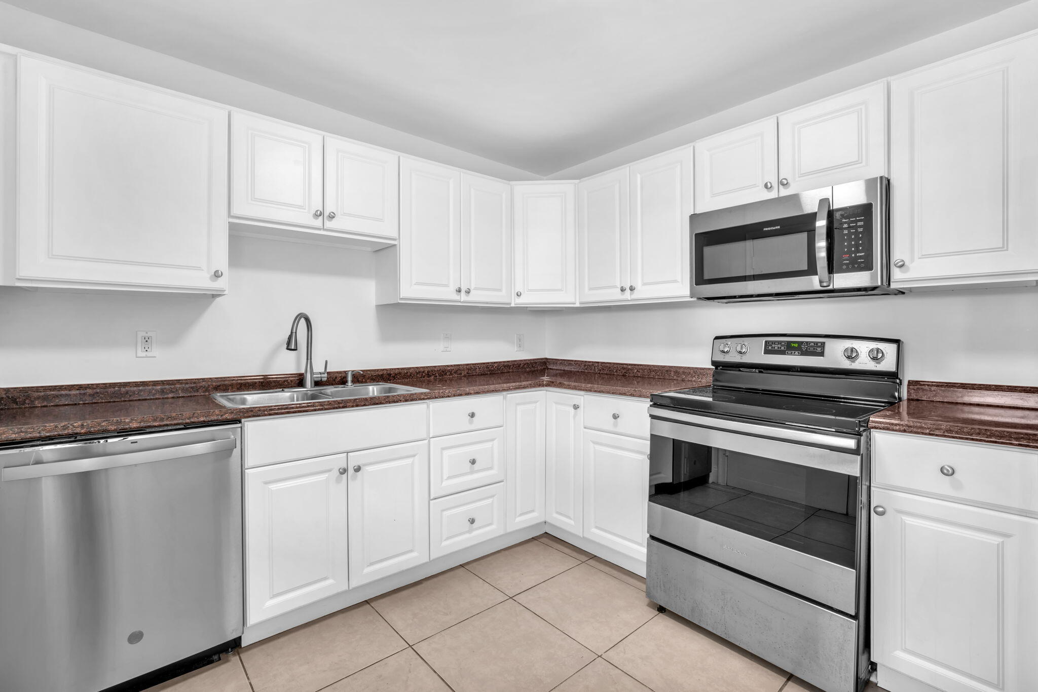 8900 W Sample Road 204