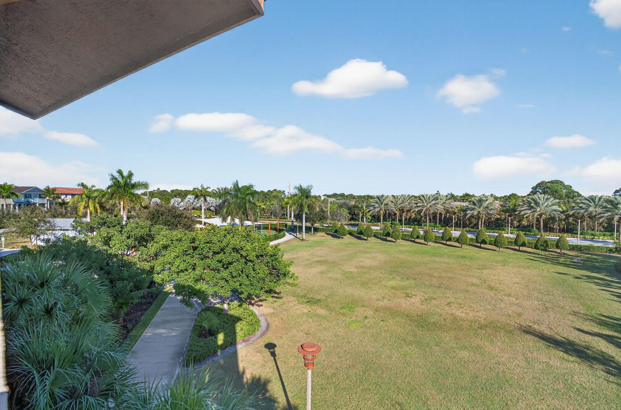 ALTON NEIGHBORHOOD 4 - Residential Lease