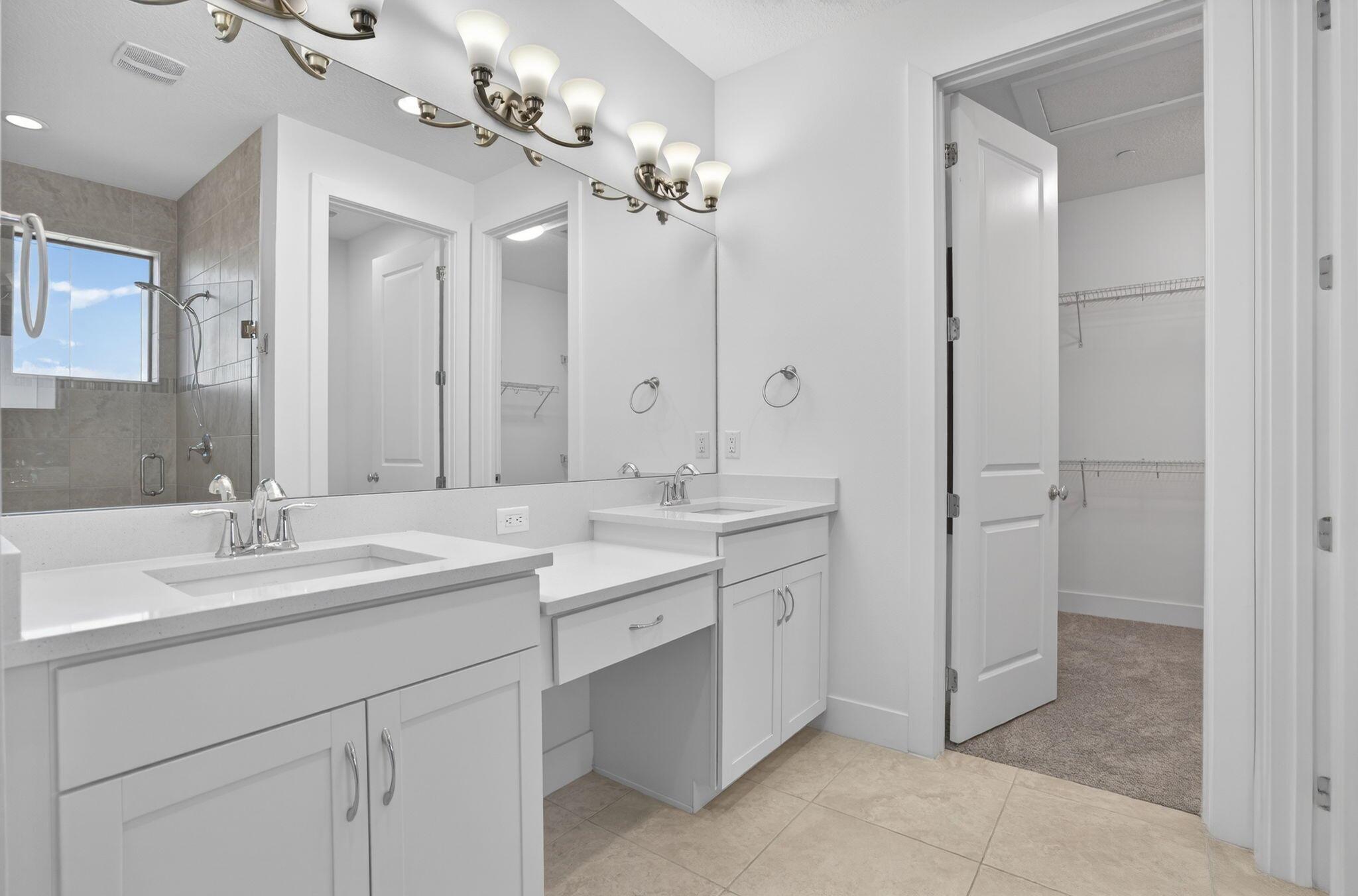 ALTON NEIGHBORHOOD 4 - Residential Lease