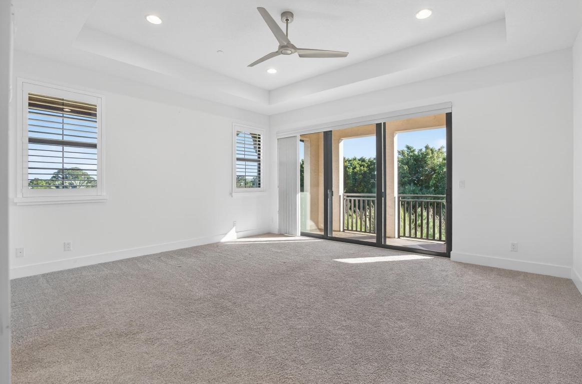 ALTON NEIGHBORHOOD 4 - Residential Lease