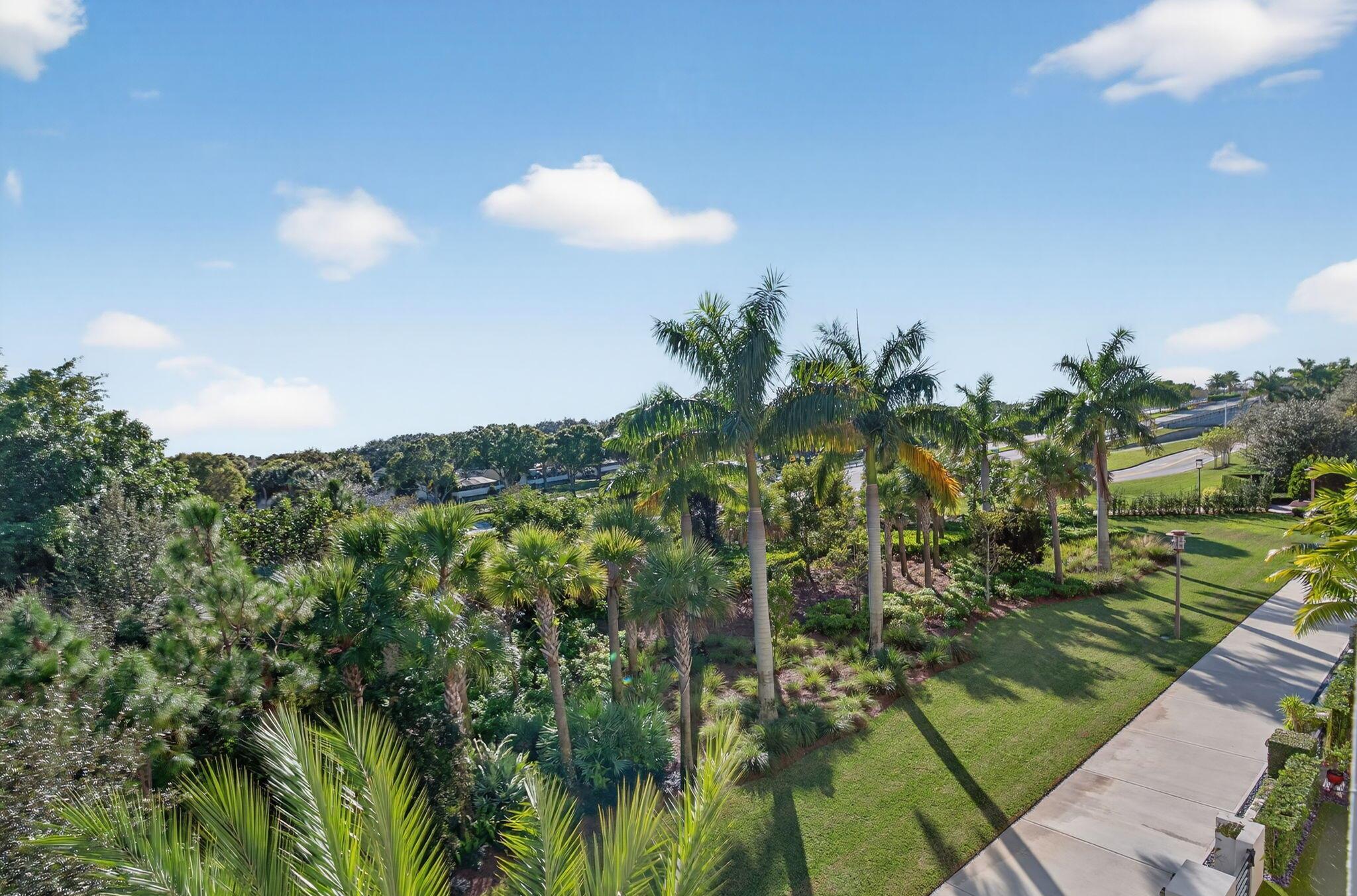 ALTON NEIGHBORHOOD 4 - Residential Lease