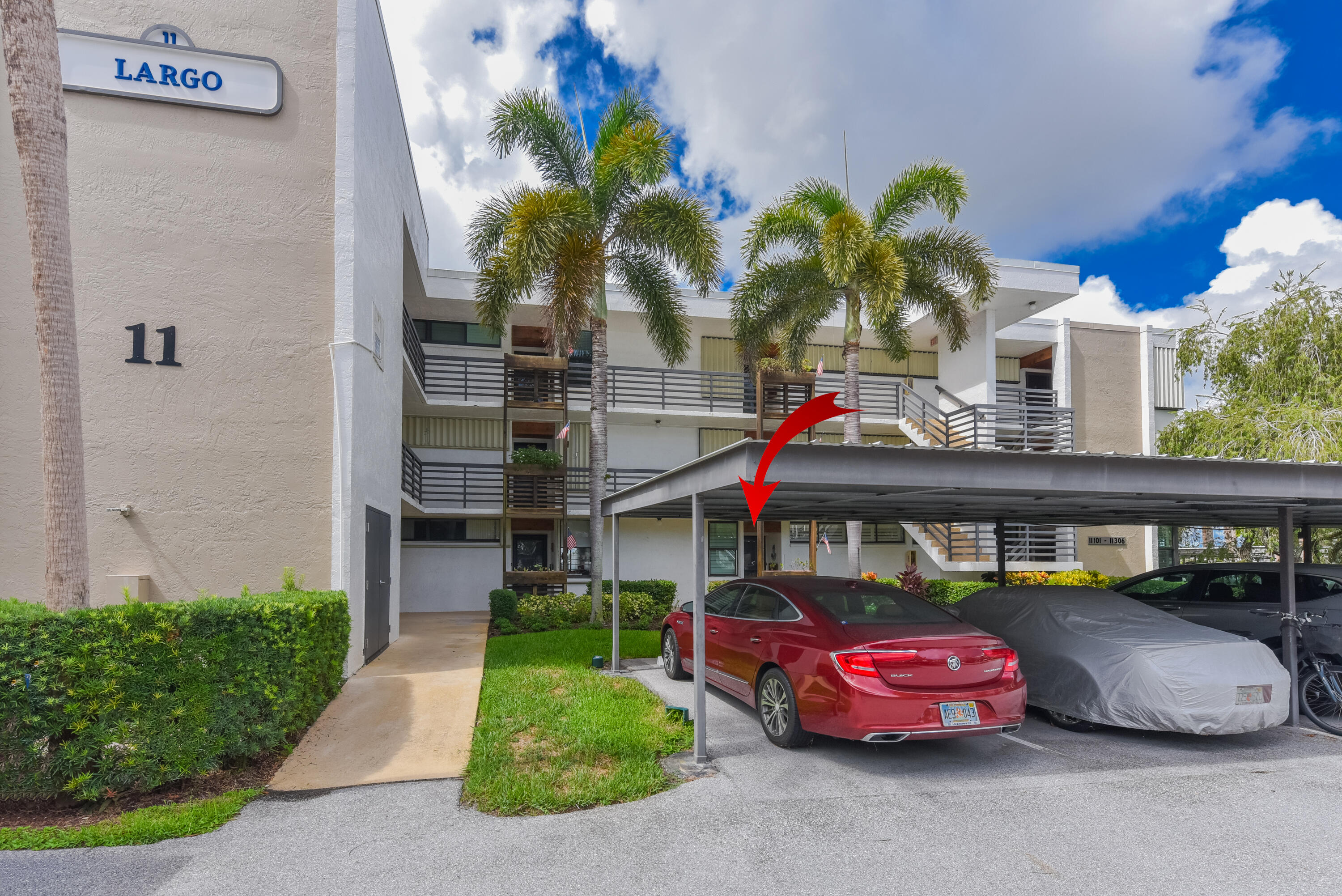 1950 SW Palm City Road 11-105