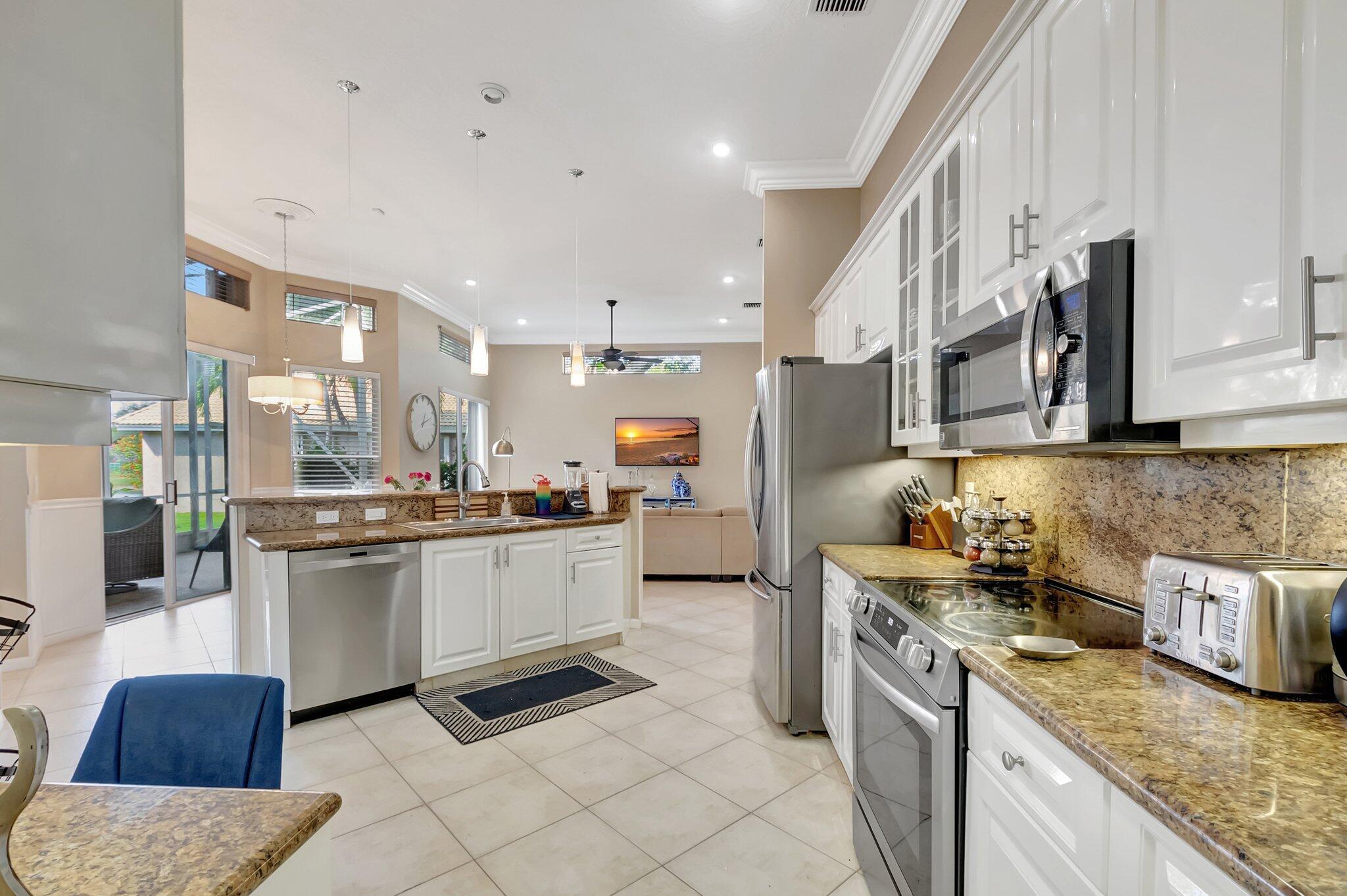 LAKERIDGE FALLS - Residential