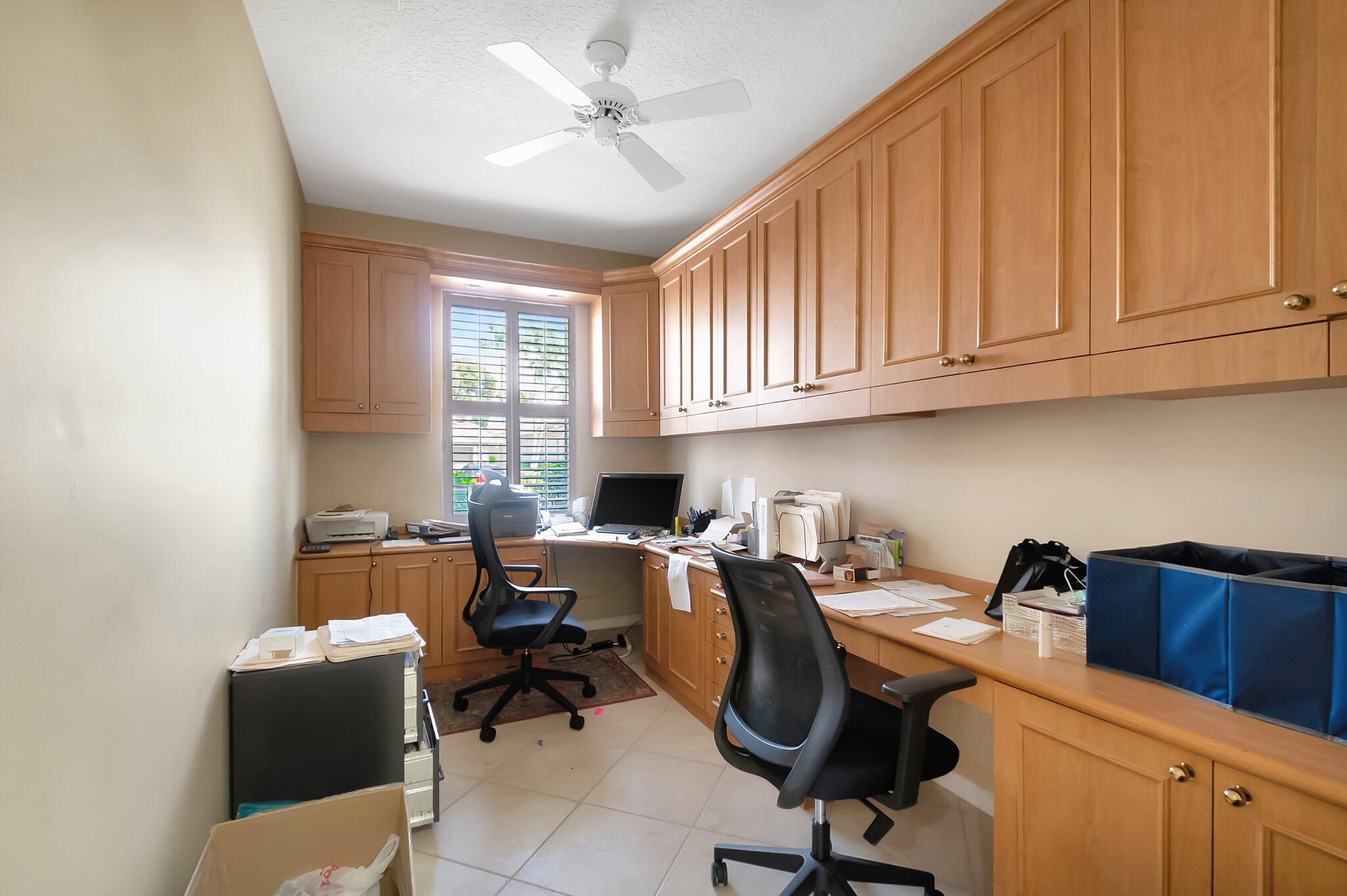 LAKERIDGE FALLS - Residential