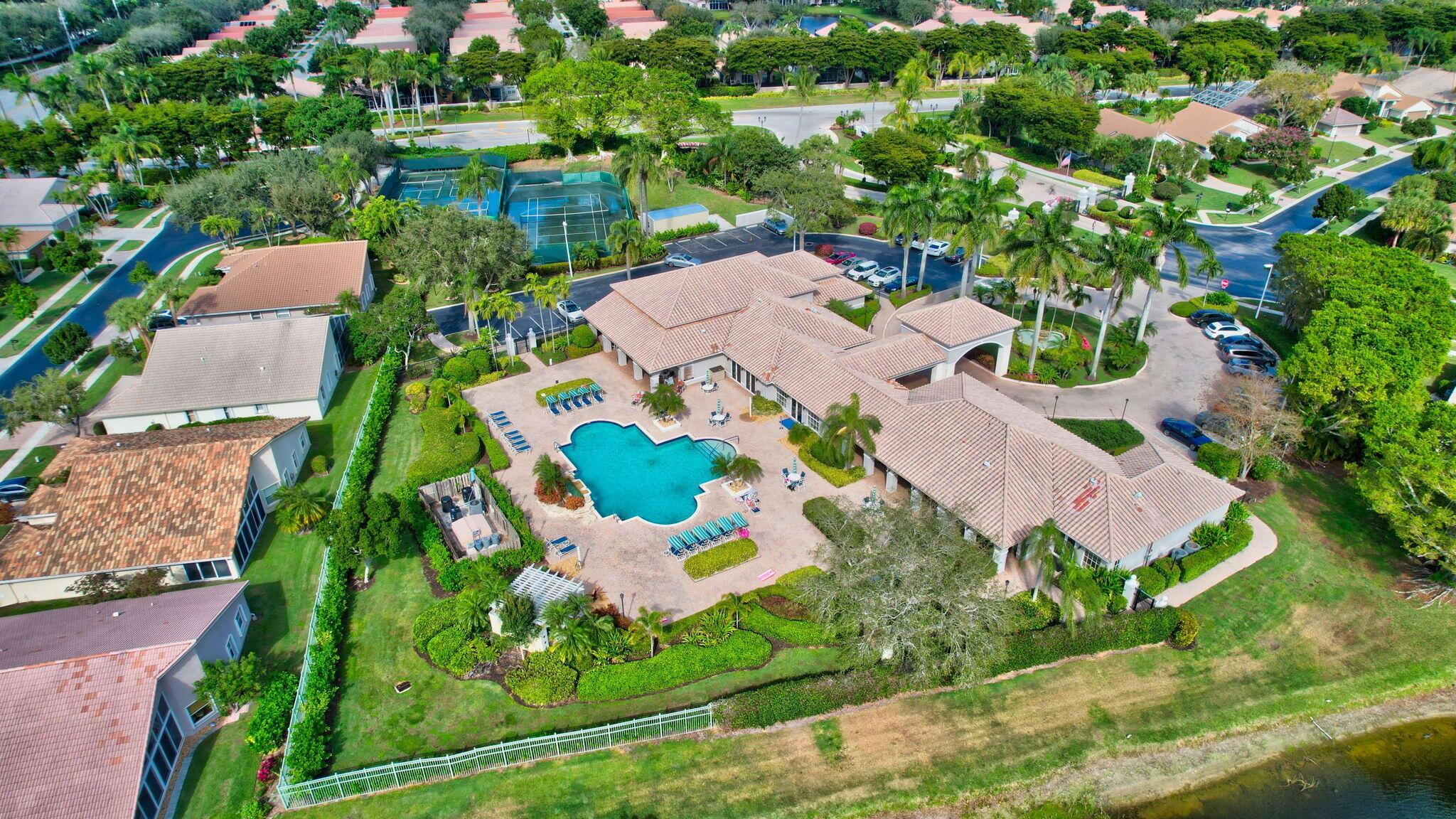 LAKERIDGE FALLS - Residential