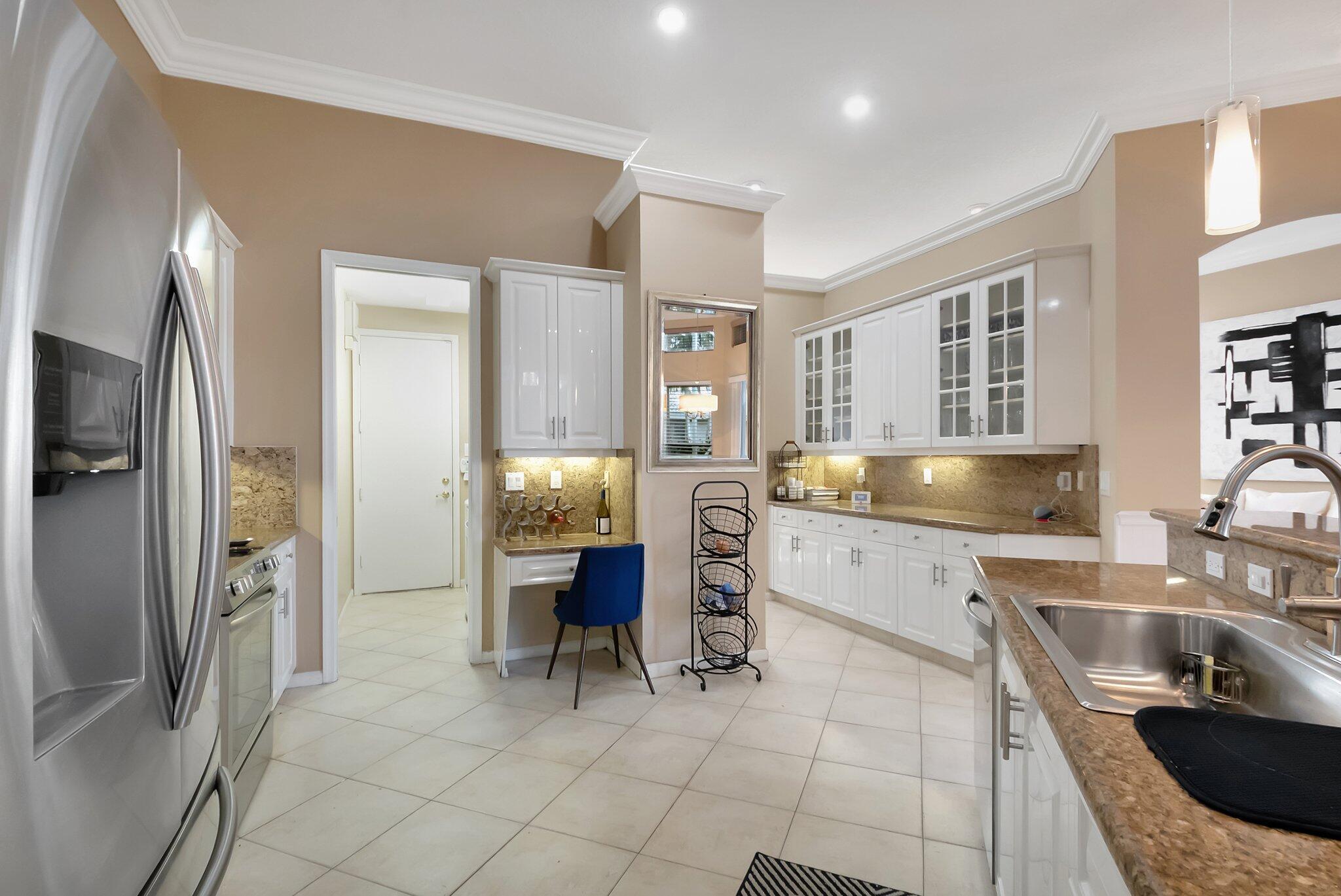 LAKERIDGE FALLS - Residential