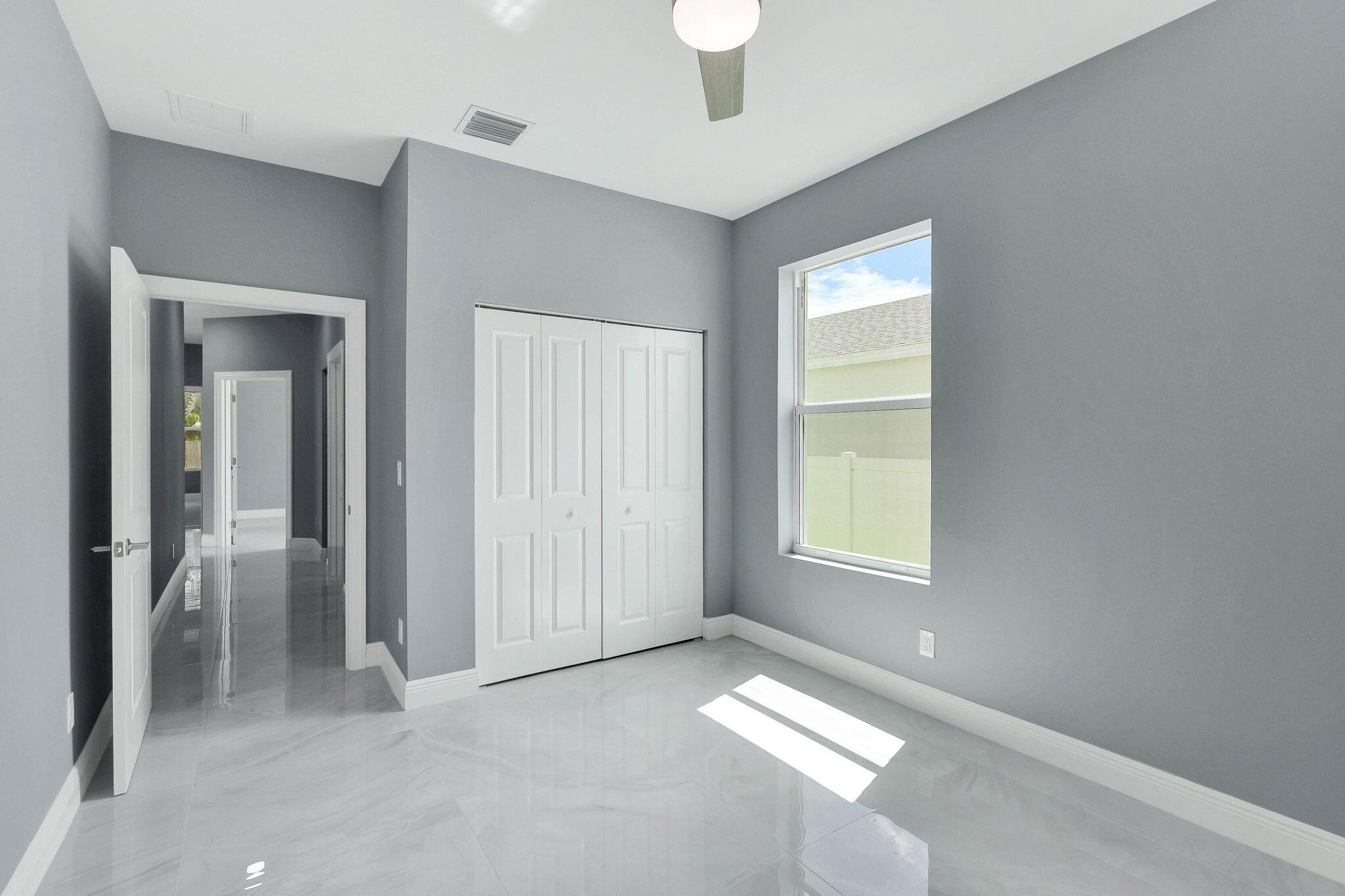 PORT SAINT LUCIE - Residential