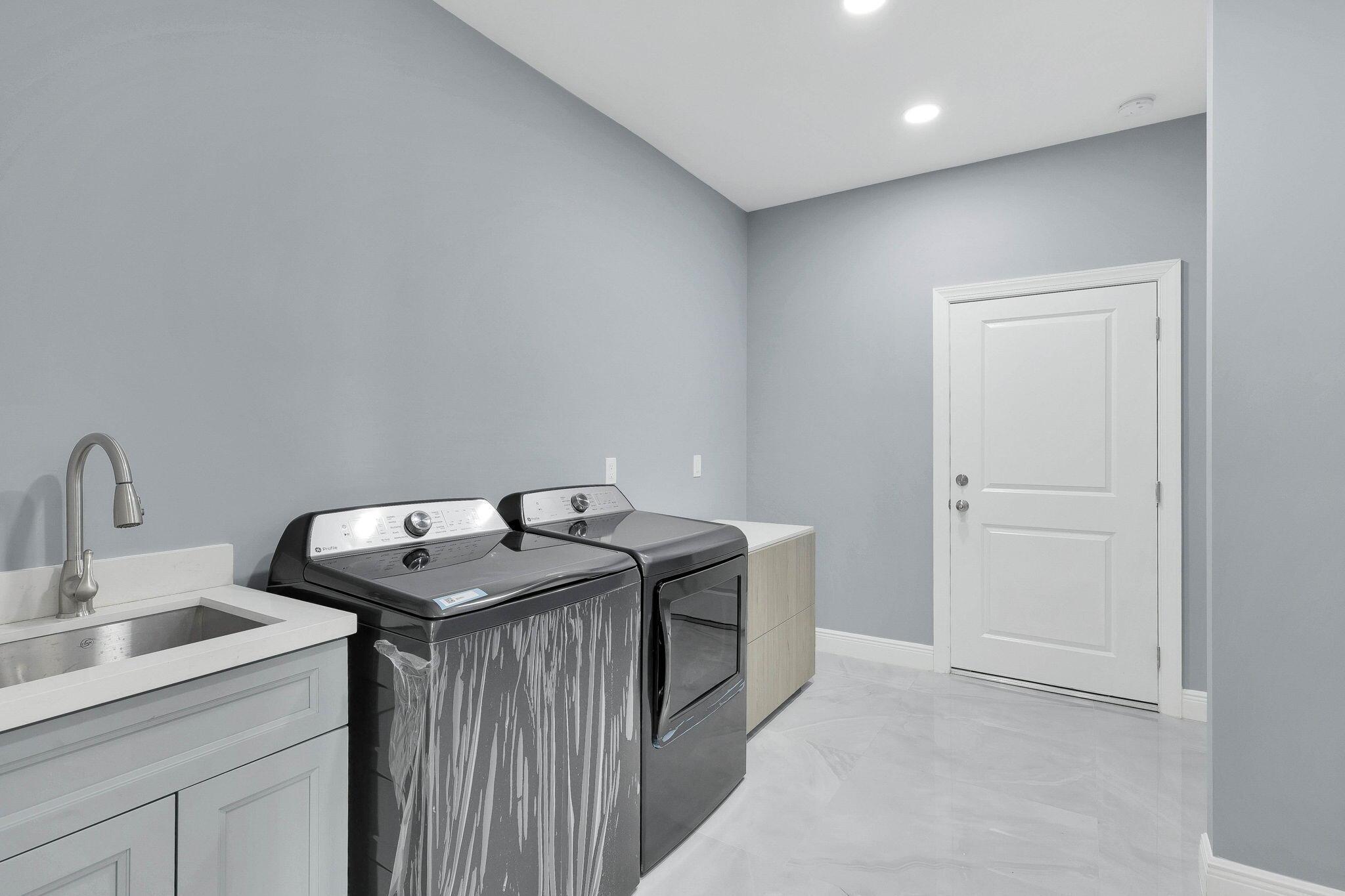 PORT SAINT LUCIE - Residential