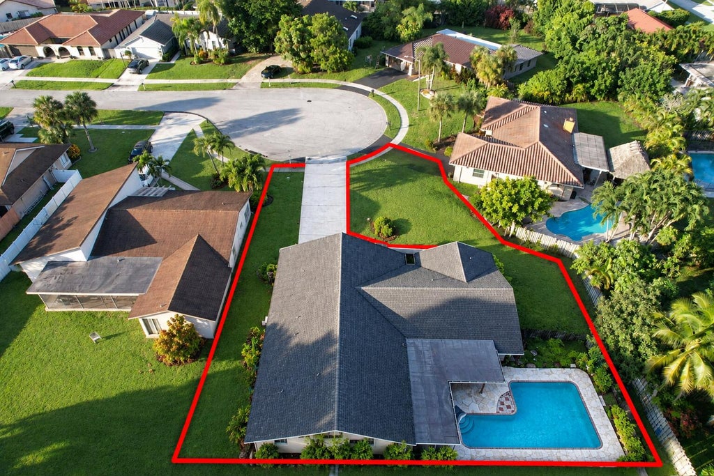 Photo of 21782 LITTLE BEAR Way, Boca Raton, FL 33428 (MLS # B26094286)