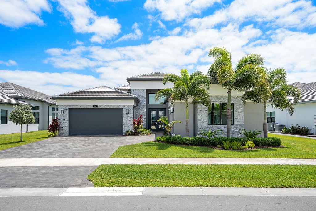 Photo of 11390 Cherry Canyon Court, Boynton Beach, FL 33473 (MLS # B26017104)