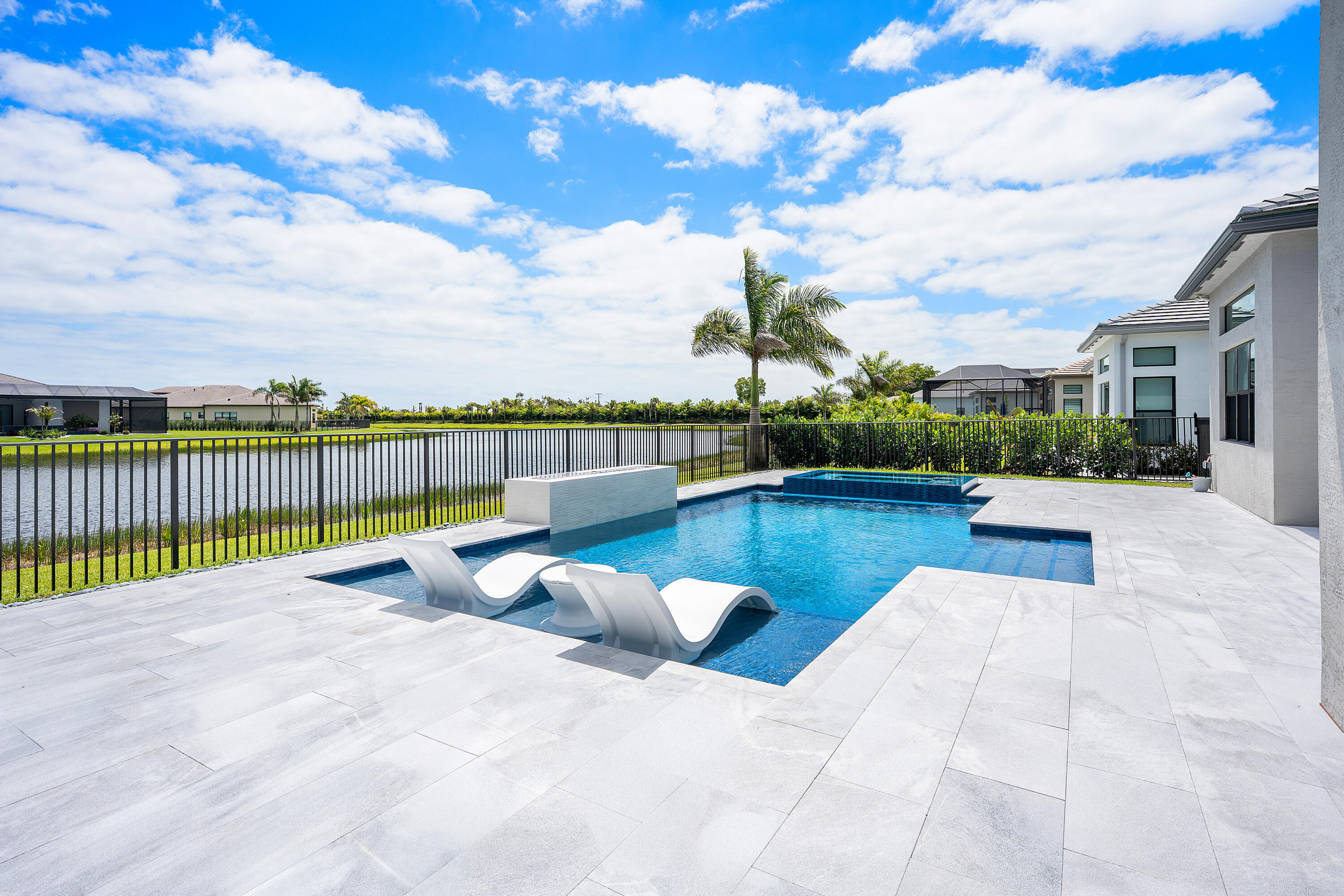 Valencia Grand - Residential