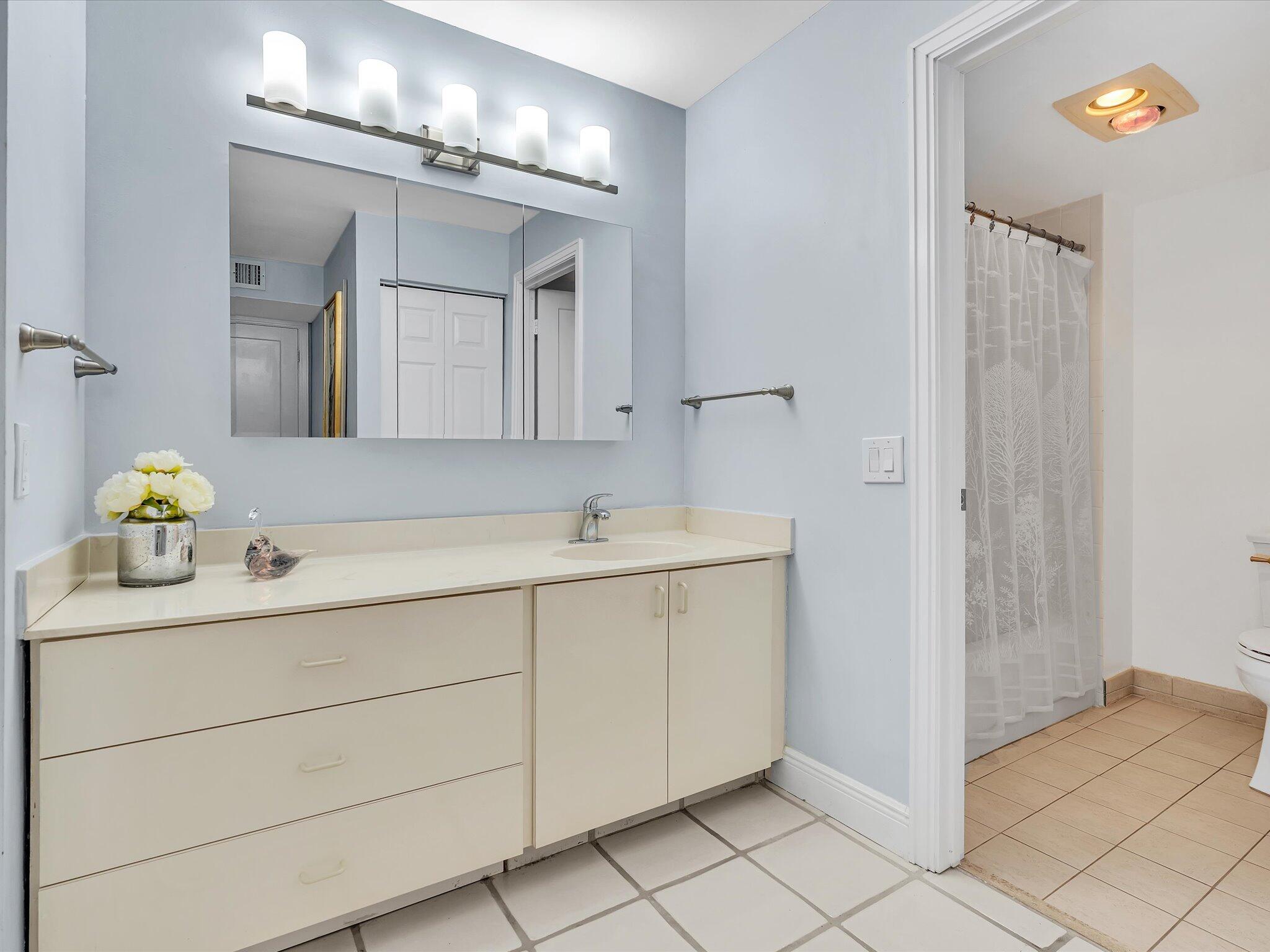 FAIRWAYS OF BOCA LAGO CONDO - Residential