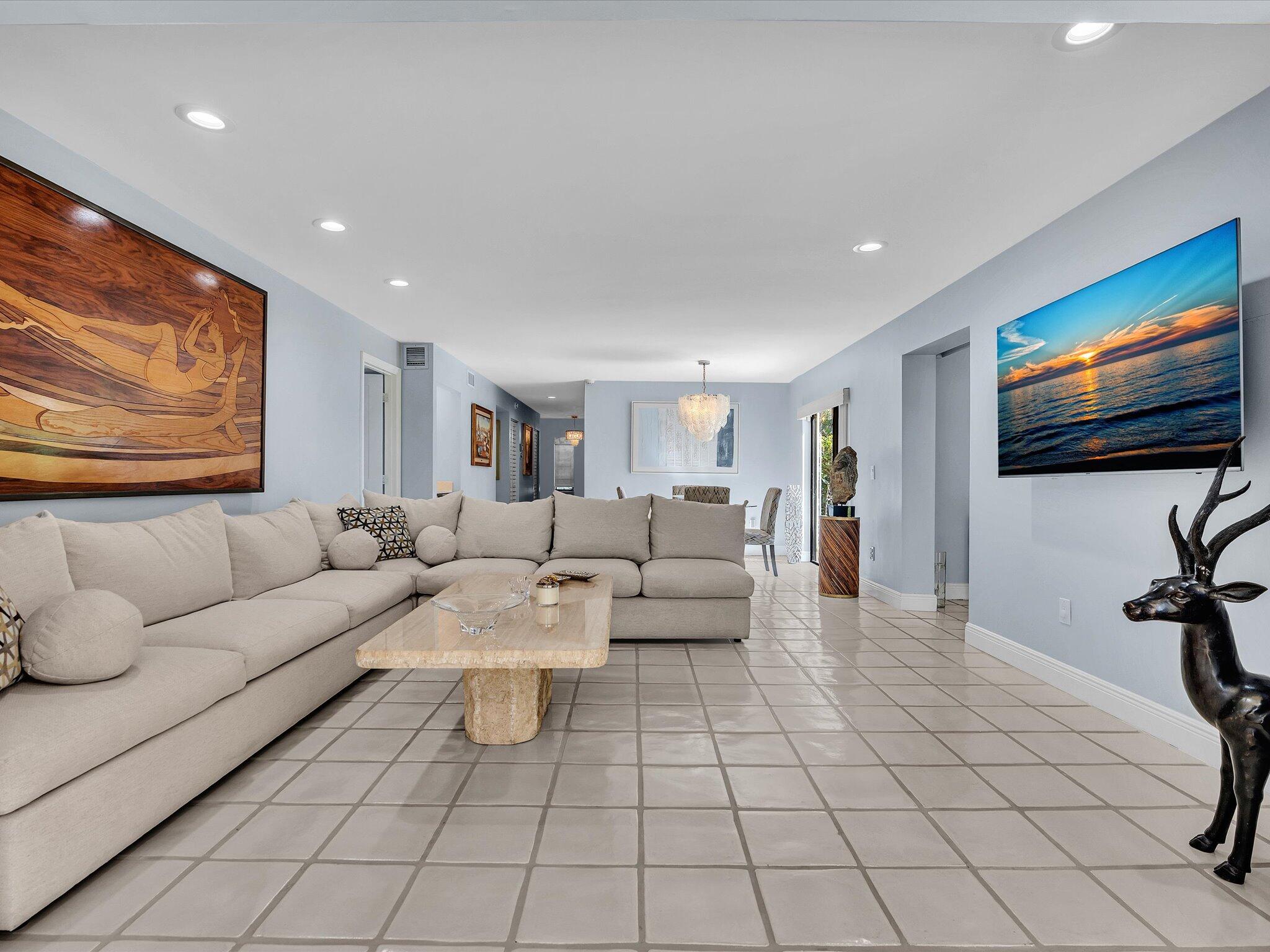 FAIRWAYS OF BOCA LAGO CONDO - Residential