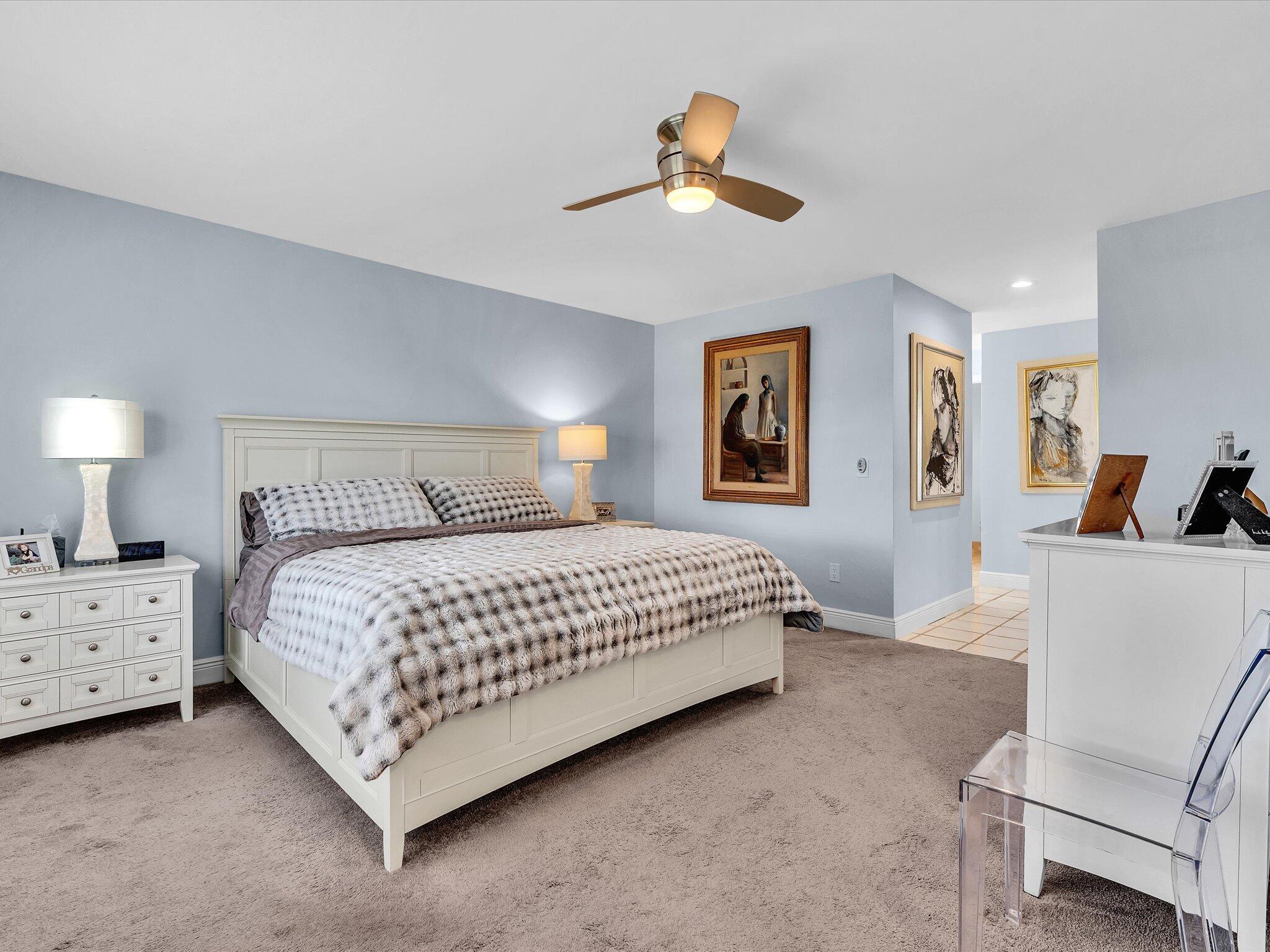 FAIRWAYS OF BOCA LAGO CONDO - Residential