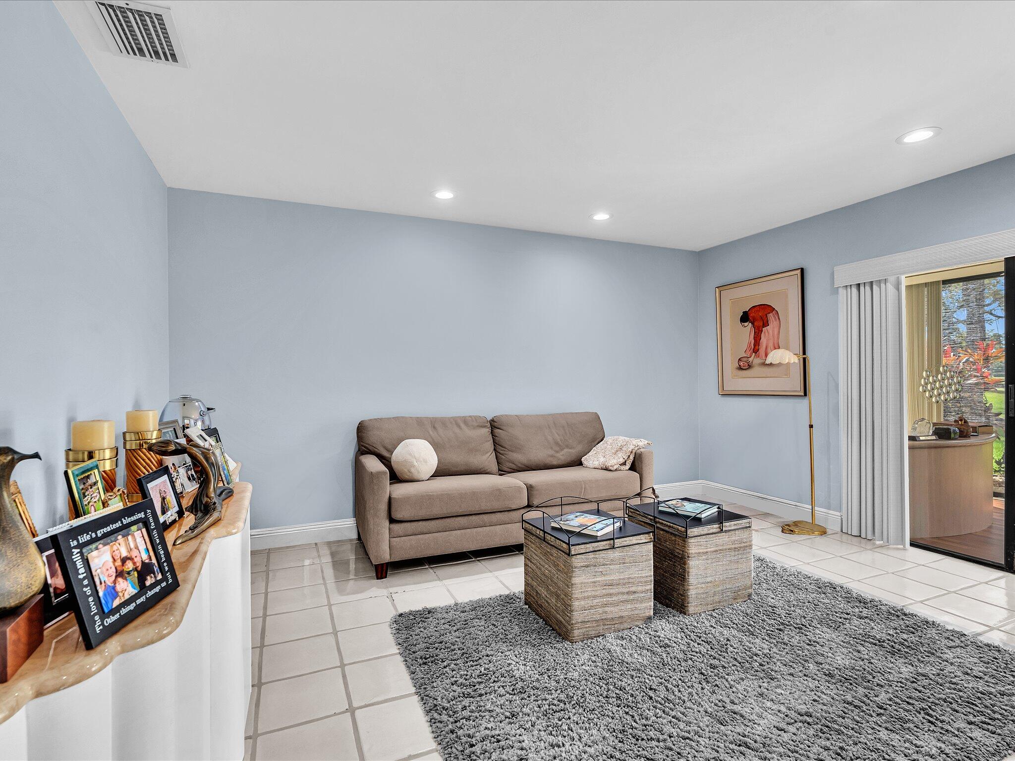 FAIRWAYS OF BOCA LAGO CONDO - Residential