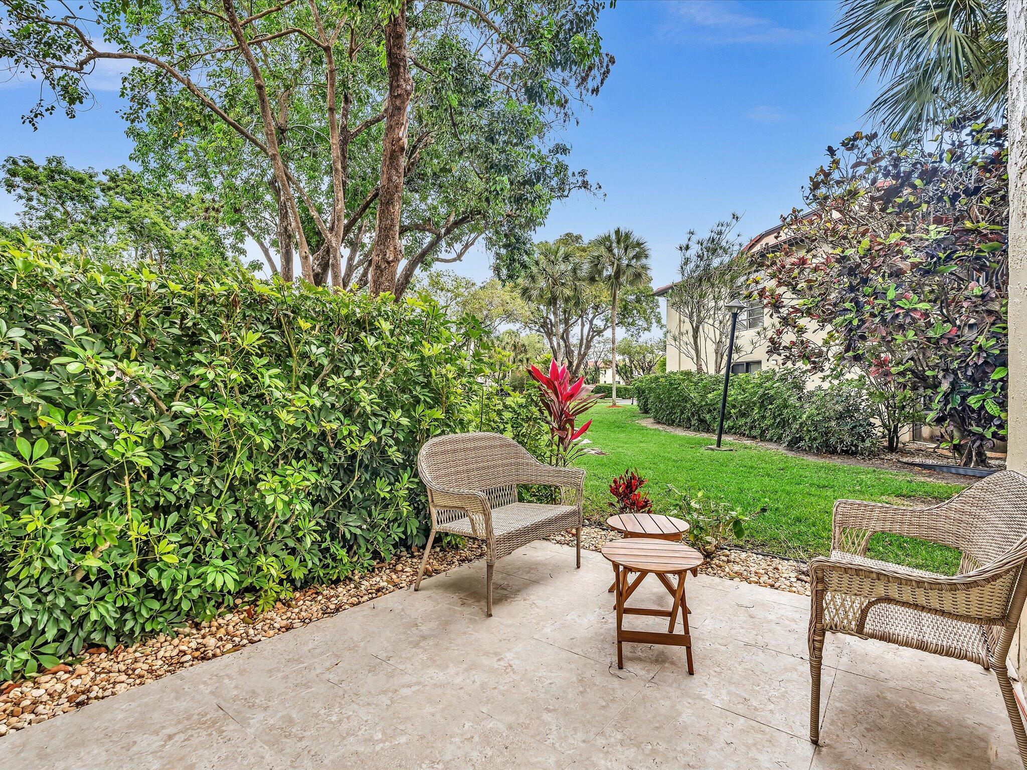 FAIRWAYS OF BOCA LAGO CONDO - Residential