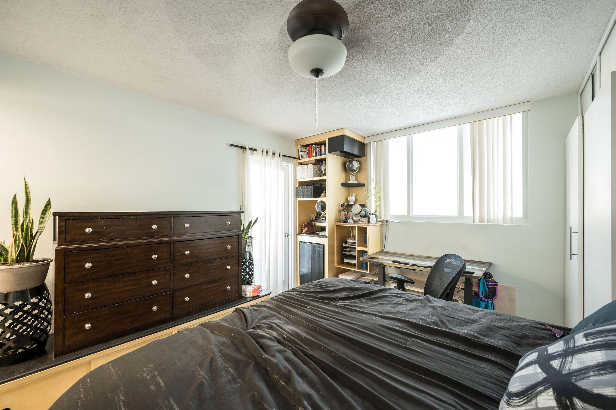 LAS SALINAS CONDOMINIUM - Residential