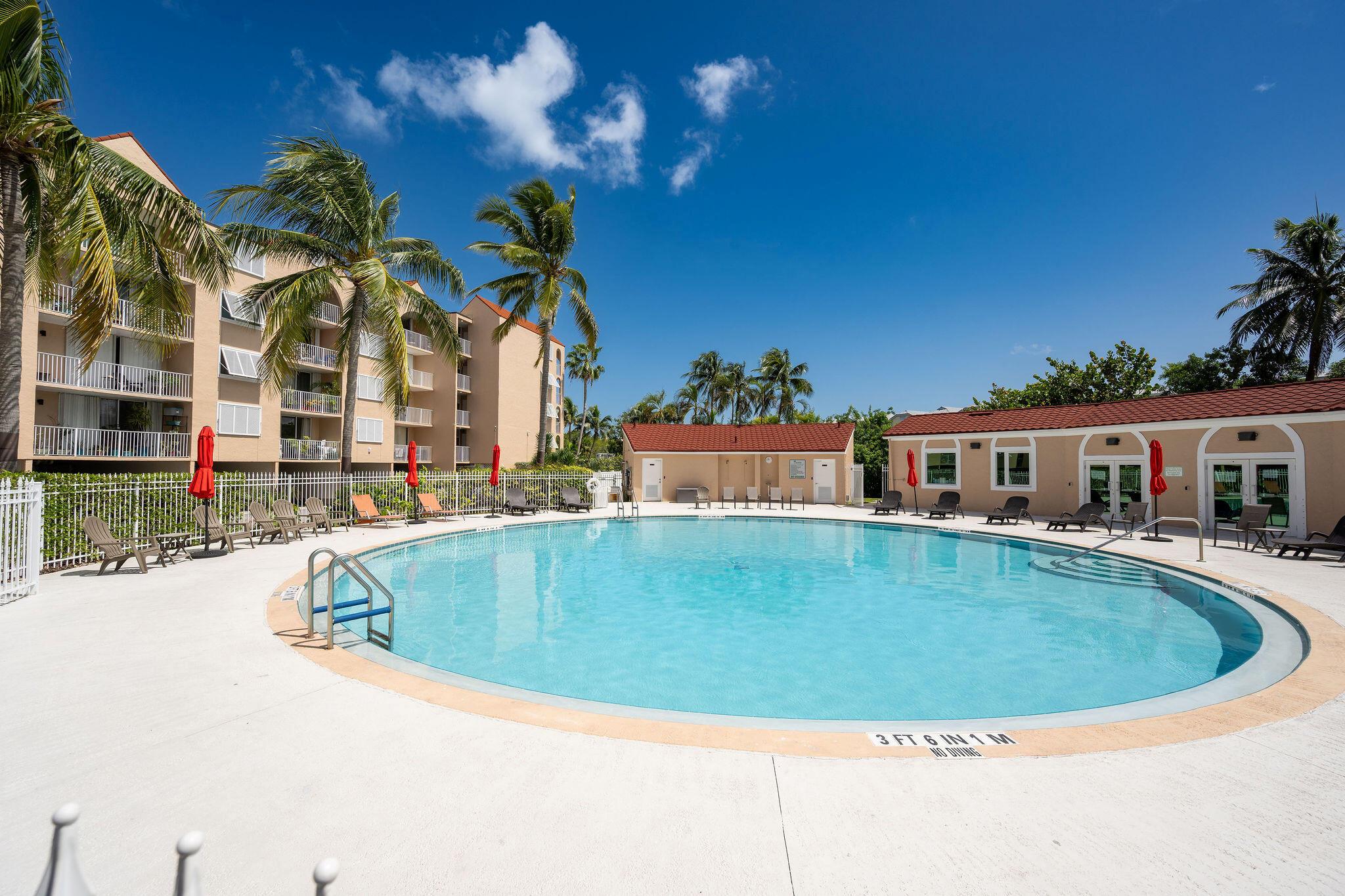 LAS SALINAS CONDOMINIUM - Residential