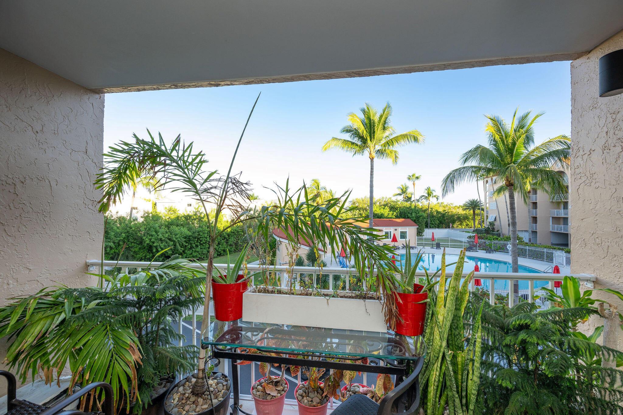 LAS SALINAS CONDOMINIUM - Residential