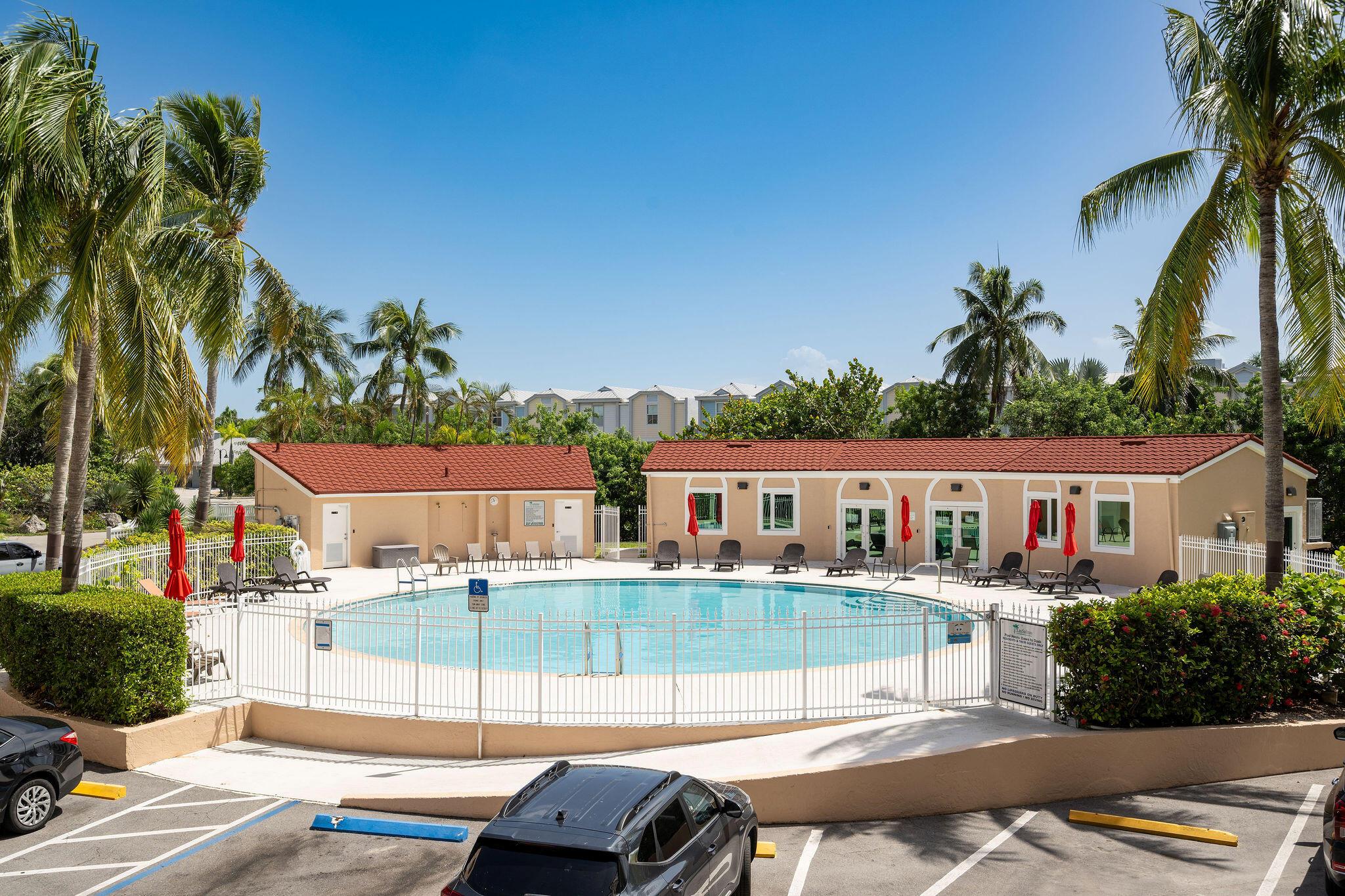 LAS SALINAS CONDOMINIUM - Residential