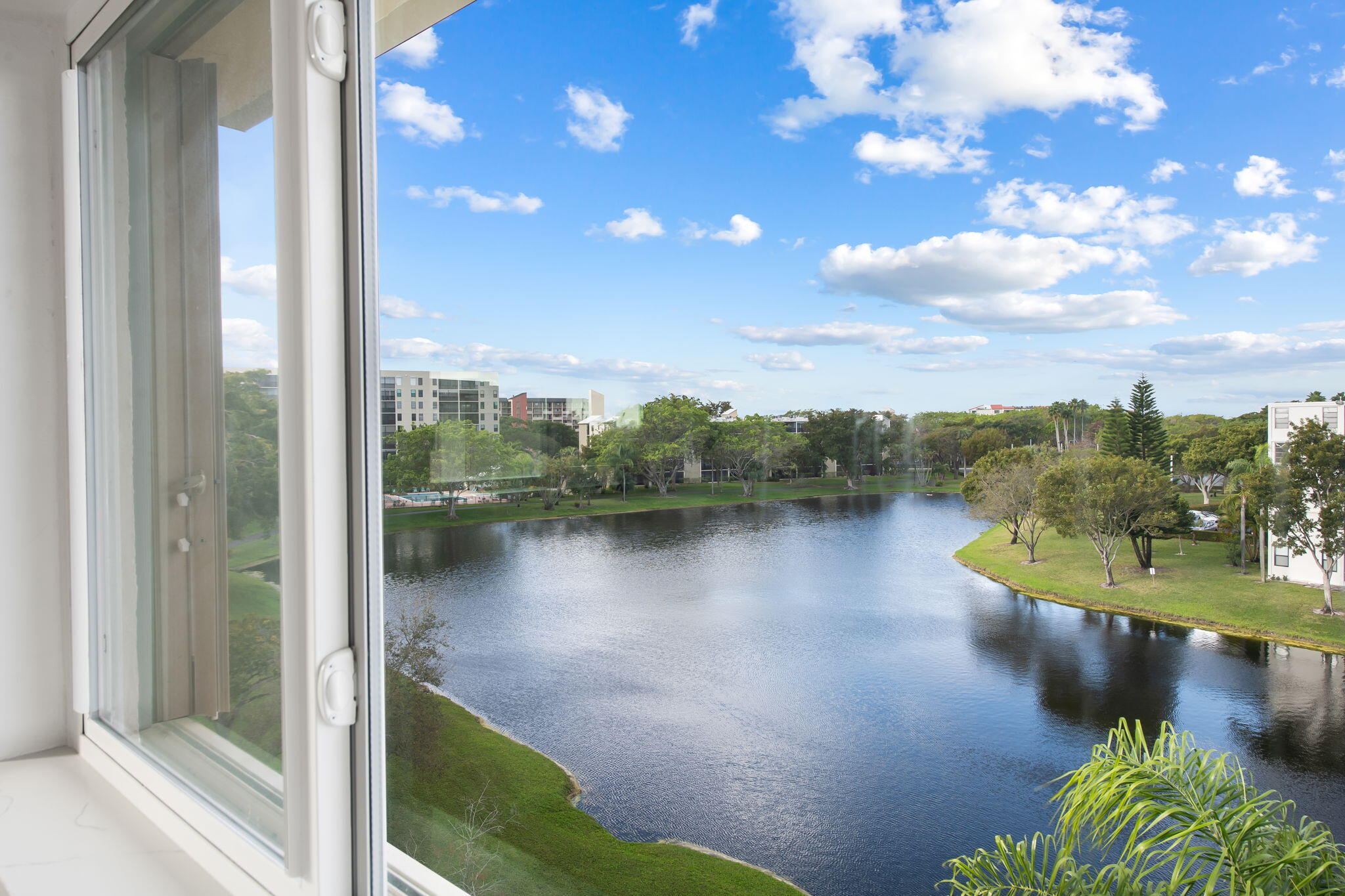 CYPRESS BEND CONDOMINIUM - Residential