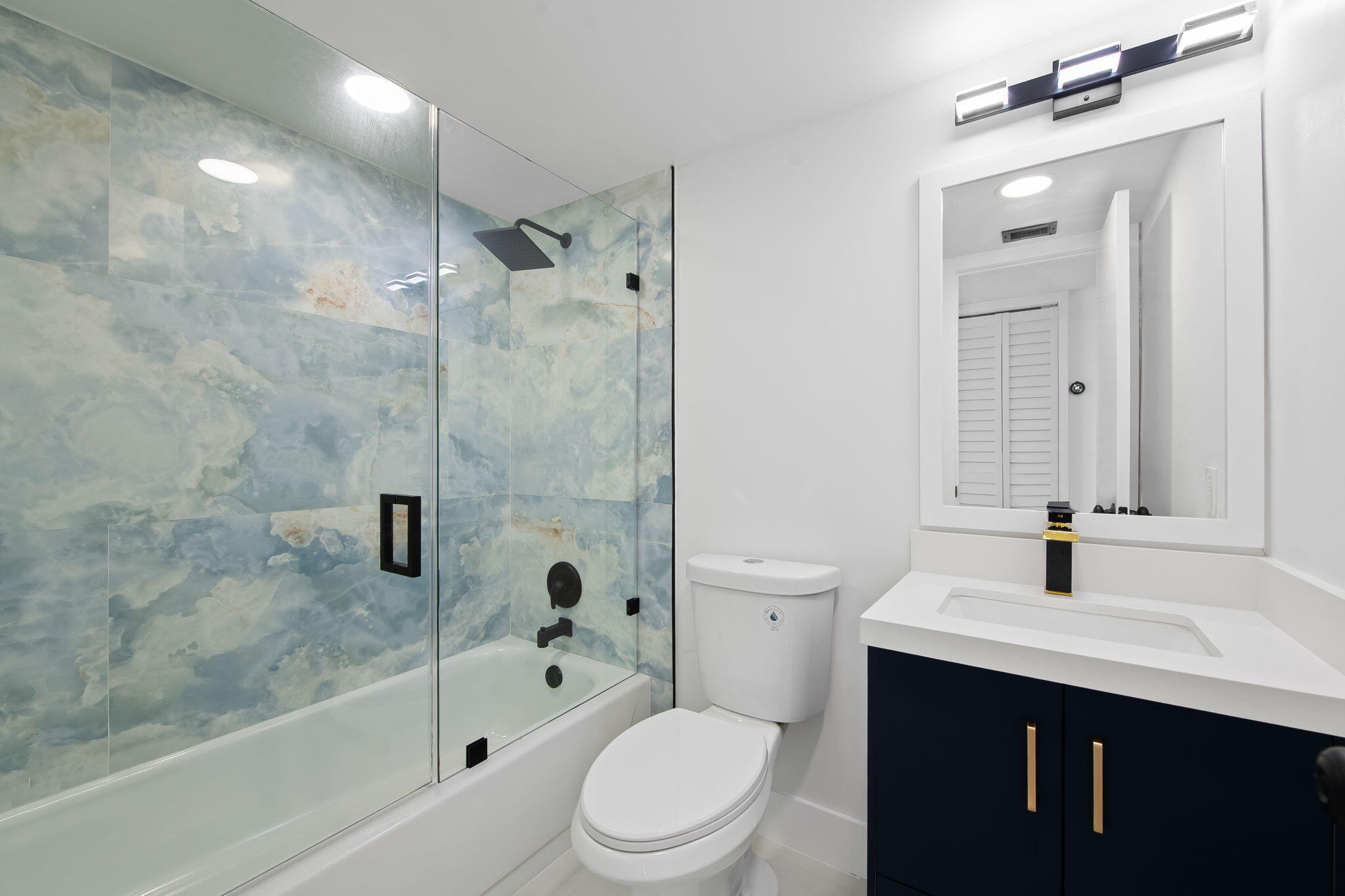 CYPRESS BEND CONDOMINIUM - Residential